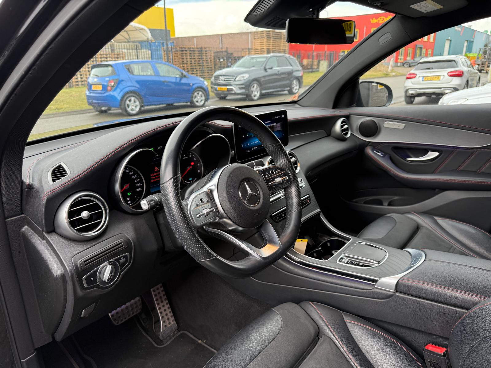 Mercedes-Benz GLC-klasse Coupé 300e 4MATIC Premium | 1E EIGENAAR | 3/6/12MND GARANTIE | DAB | LED | CARPLAY | SFEERVERLICHTING | CRUISE | CAMERA |