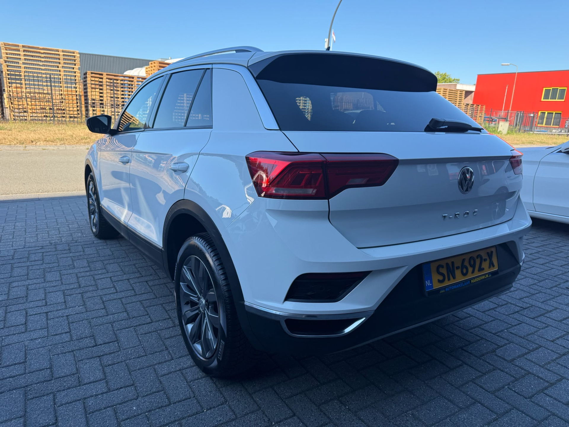 Volkswagen T-Roc 1.0 TSI Style | 1E EGENAAR | 3/6 OF 12MND GARANTIE | PANODAK | ACC | LANE ASSIST | AIRCO |