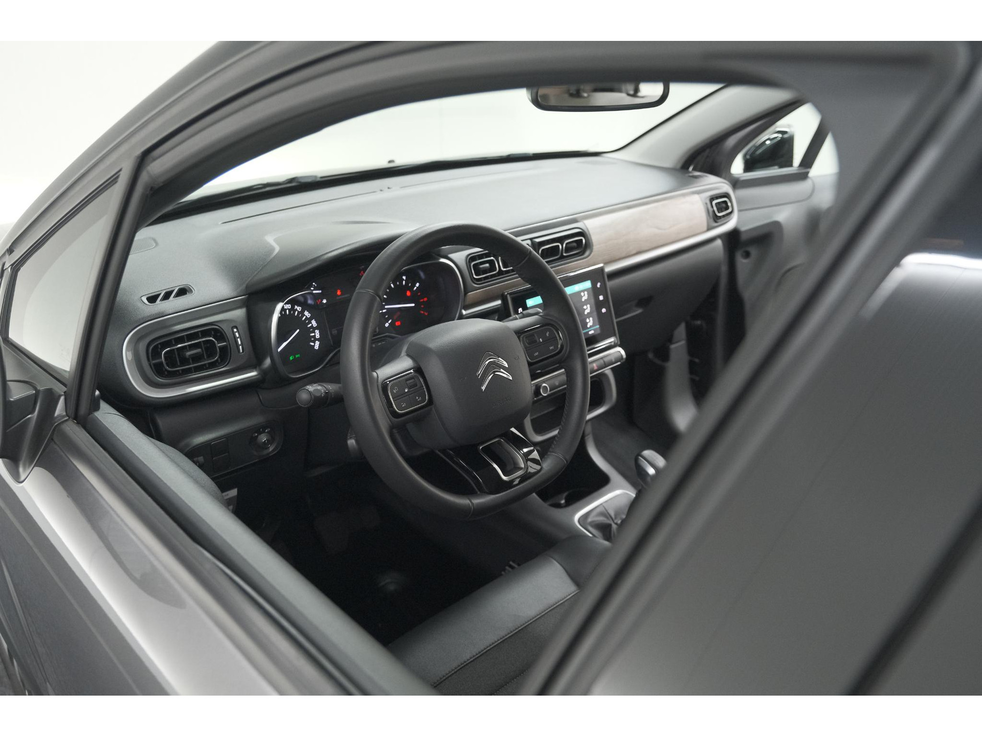 Citroen C3 PureTech 82 Feel Edition | Apple Carplay | Parkeersensoren | Navigatie | Climate Control | 16 Inch Velgen