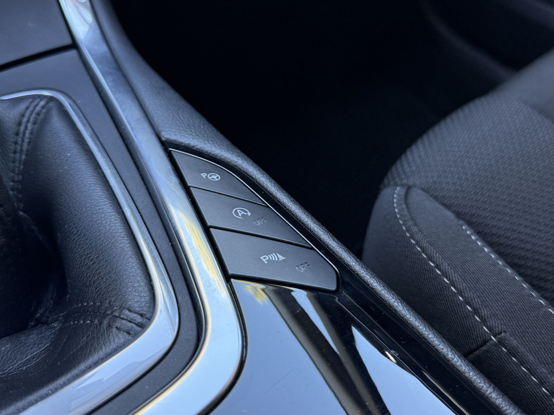 Ford S-Max 1.5 Titanium 7p. | Stoel/stuur verwarming | Trekhaak | Apple Carplay