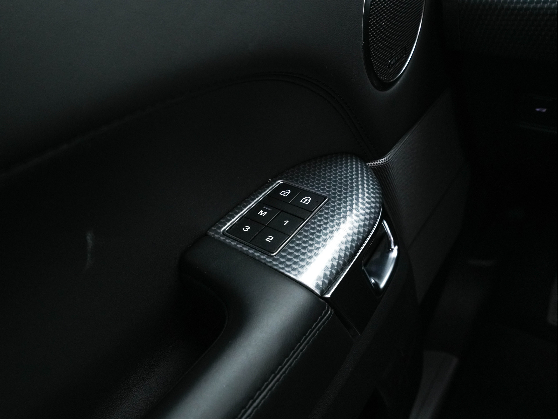 Land Rover Range Rover Sport P400e Limited-Edition Black-Line {SOH-100%} Aut. *PANO | OXFORD-FULL-LEATHER| MATRIX-LED | MERIDIAN-SURROUND | NAVI-FULLMAP | HEAD-UP | KEYLESS |  DAB | MEMORY-PACK | DIGI-COCKPIT | SURROUND-VIEW | COMFORT-SEATS | 21"ALU*