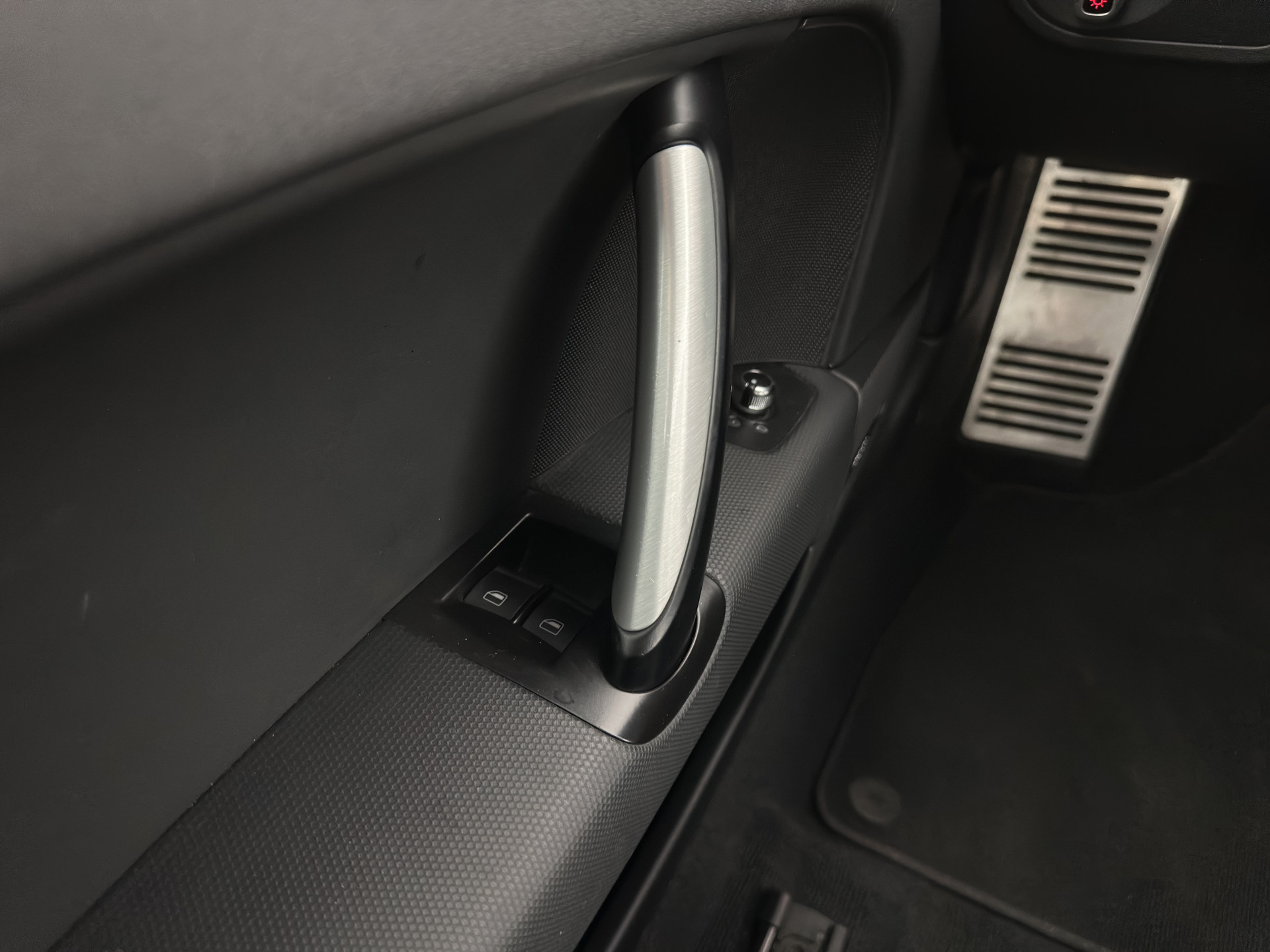 Audi TT 2.0 TDI S-Line Quattro Aut.* LEATHER | XENON | NAVI-FULLMAP | HEATED-SPORTSEATS | CRUISE | PDC | 18"ALU*