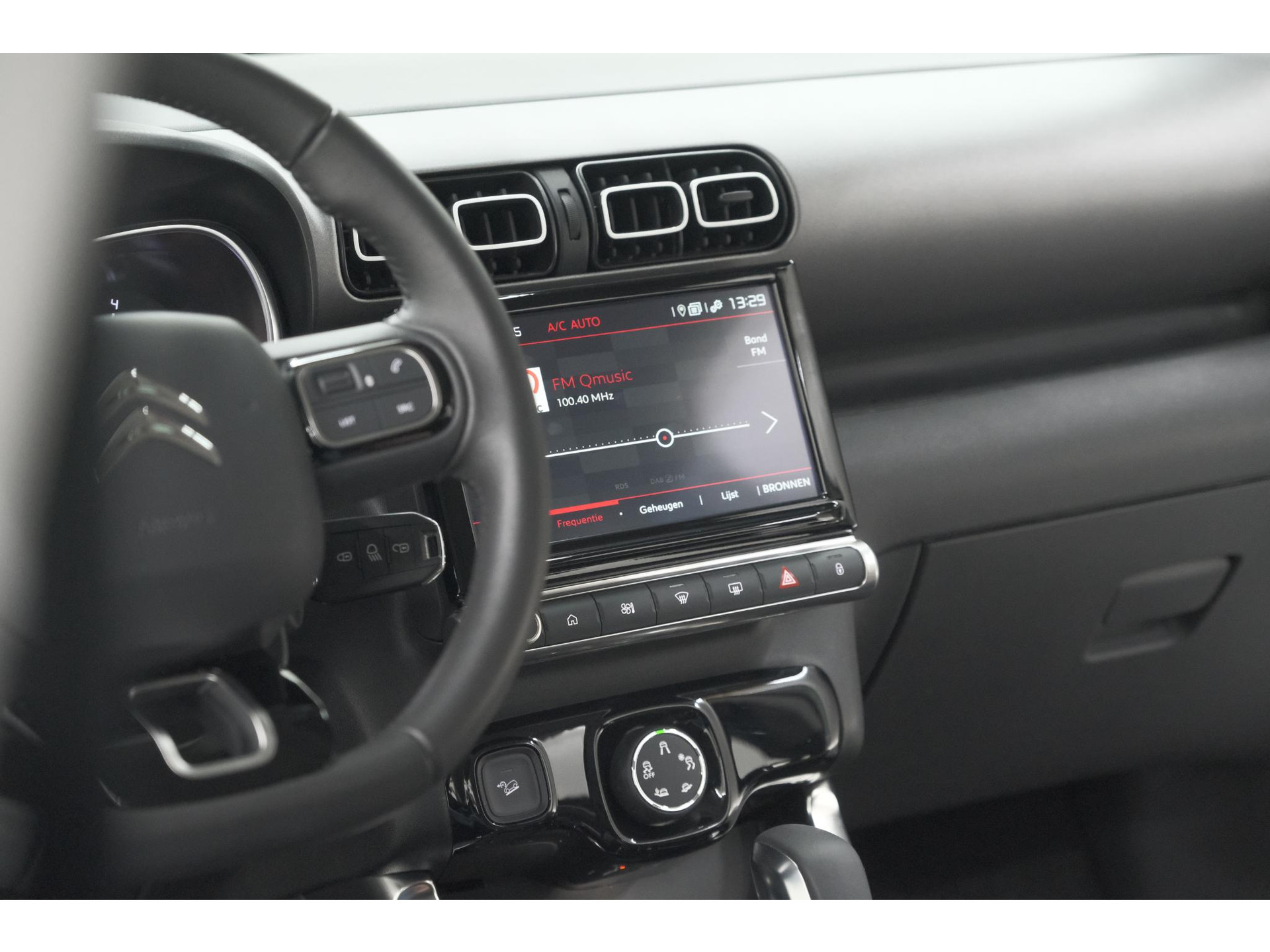 Citroen C3 Aircross PureTech 130 EAT6 Max | Allseason Banden | Parkeersensoren | Navigatie | Apple Carplay