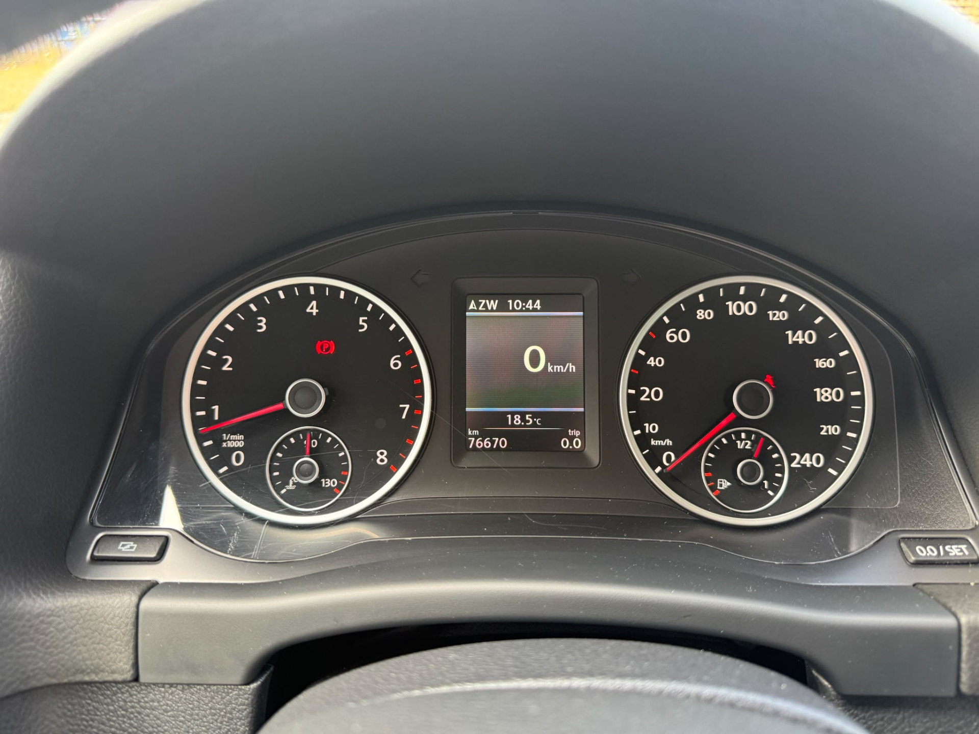 Volkswagen Tiguan 1.4 TSI Sport&Style | 1E EIGENAAR | 3/6/12MND GARANTIE | NAVI | PDC | 160 PK | LAGE KM |