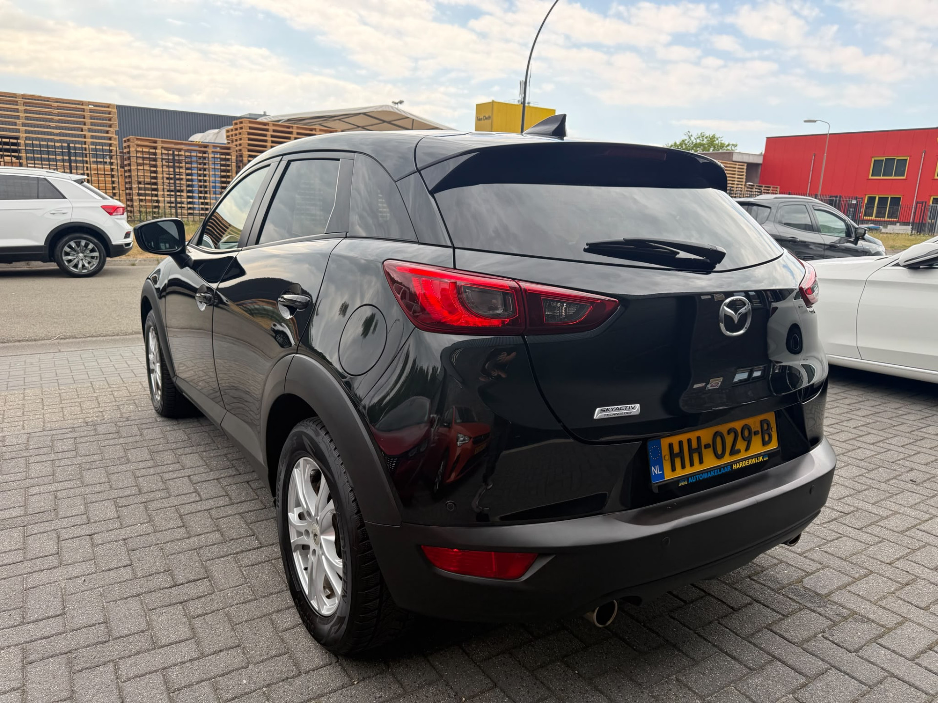 Mazda CX-3 2.0 SkyActiv-G 120 TS+ | 1E EIGENAAR | 3/6 OF 12 MND GARANTIE | NAVI | PDC | STOELVERWARMING |