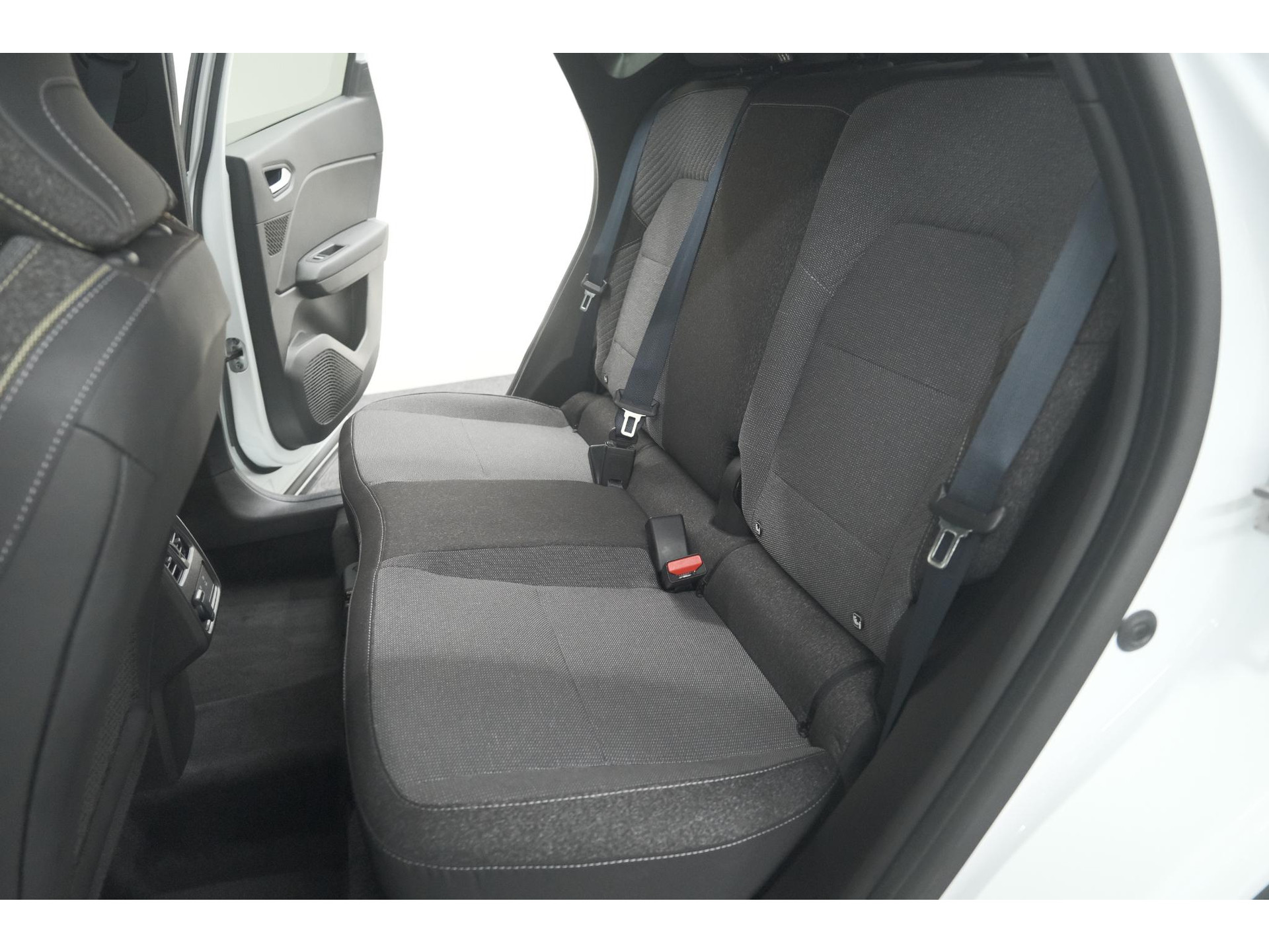 Renault Captur Mild Hybrid 160 EDC Techno | Camera | Navigatie | Apple Carplay | Pack Full Screen