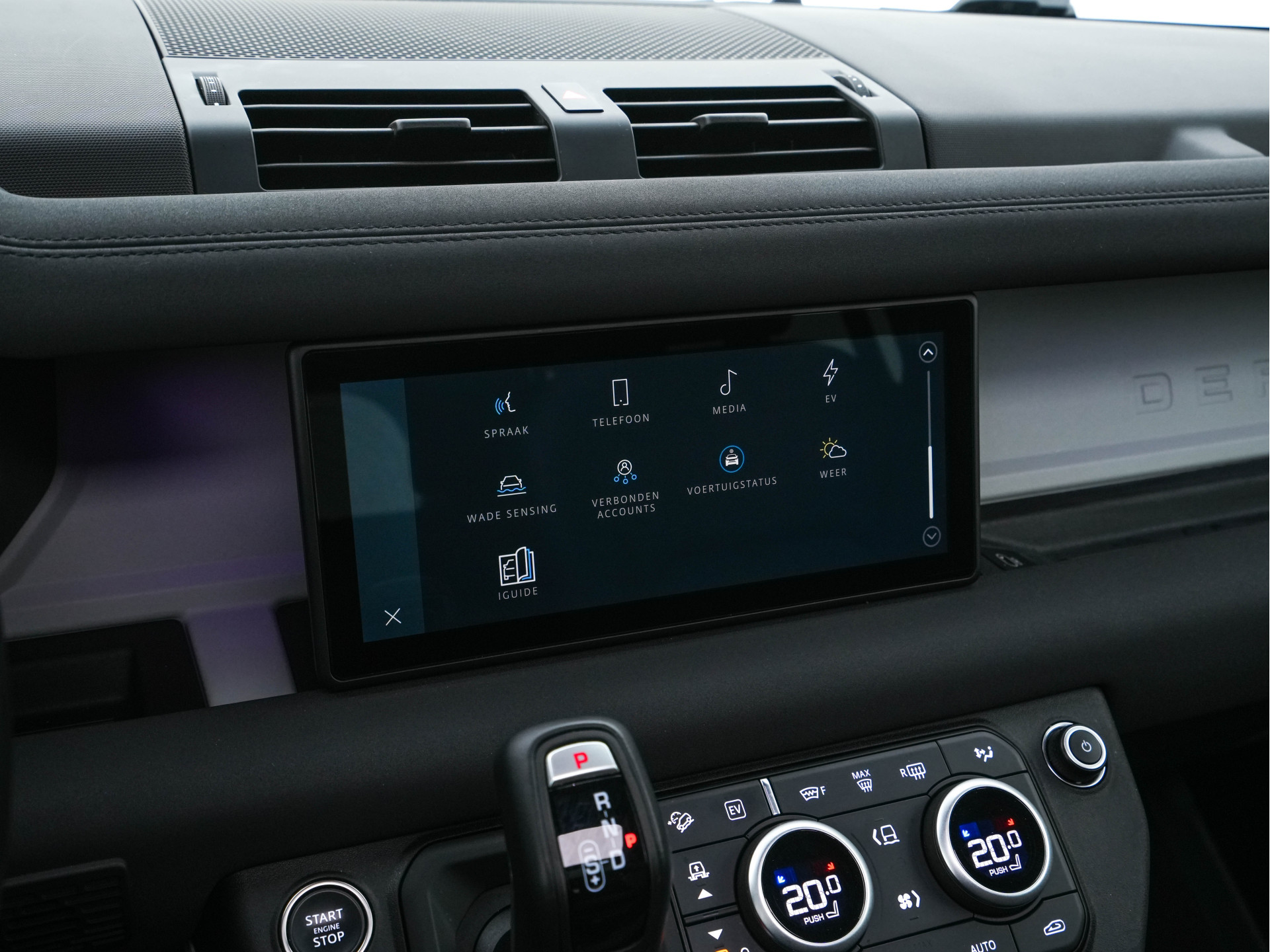 Land Rover Defender 110 2.0 P400e 110 XS Edition (Plug-in) (INCL-BTW) *PANO | LEATHER | FULL-LED | MERIDIAN-AUDIO | BLINDSPOT | TOPVIEW | AIRSUSPENSION | HEATED-COMFORTSEATS | KEYLESS | CARPLAY | LANE-ASIST | DAB+ | PRIVACYGLASS | 20''ALU*
