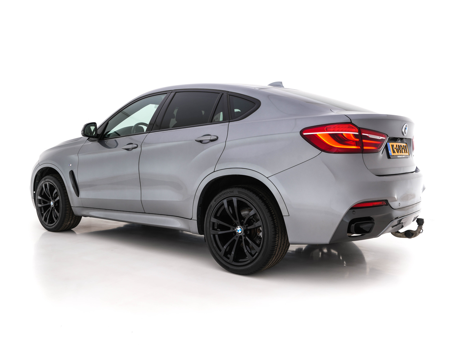 BMW X6 xDrive30d High Executive M-Sport-Pack Aut. *PANO |  FULL-LEATHER | BLIND-SPOT | FULL-LED | HARMAN/KARDON-AUDIO | ADAPTIVE-CRUISE | SHIFT-PADDLES | HEAD-UP | SURROUND-VIEW | MEMORY-PACK | NAVI-FULLMAP | KEYLESS | ECC | PDC | 20''A