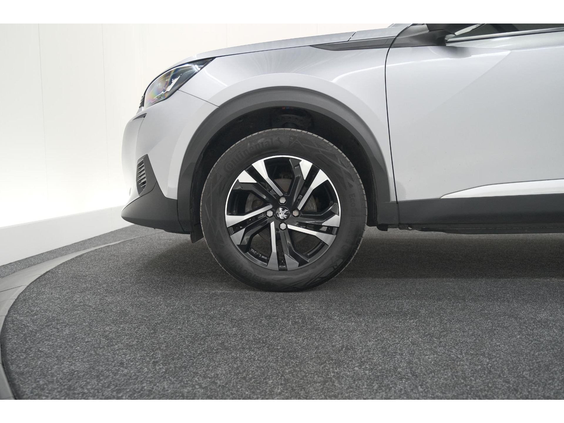 Peugeot 2008 PureTech 130 Allure Pack | Camera | Adaptieve Cruise Control | Apple Carplay | Stoelverwarming