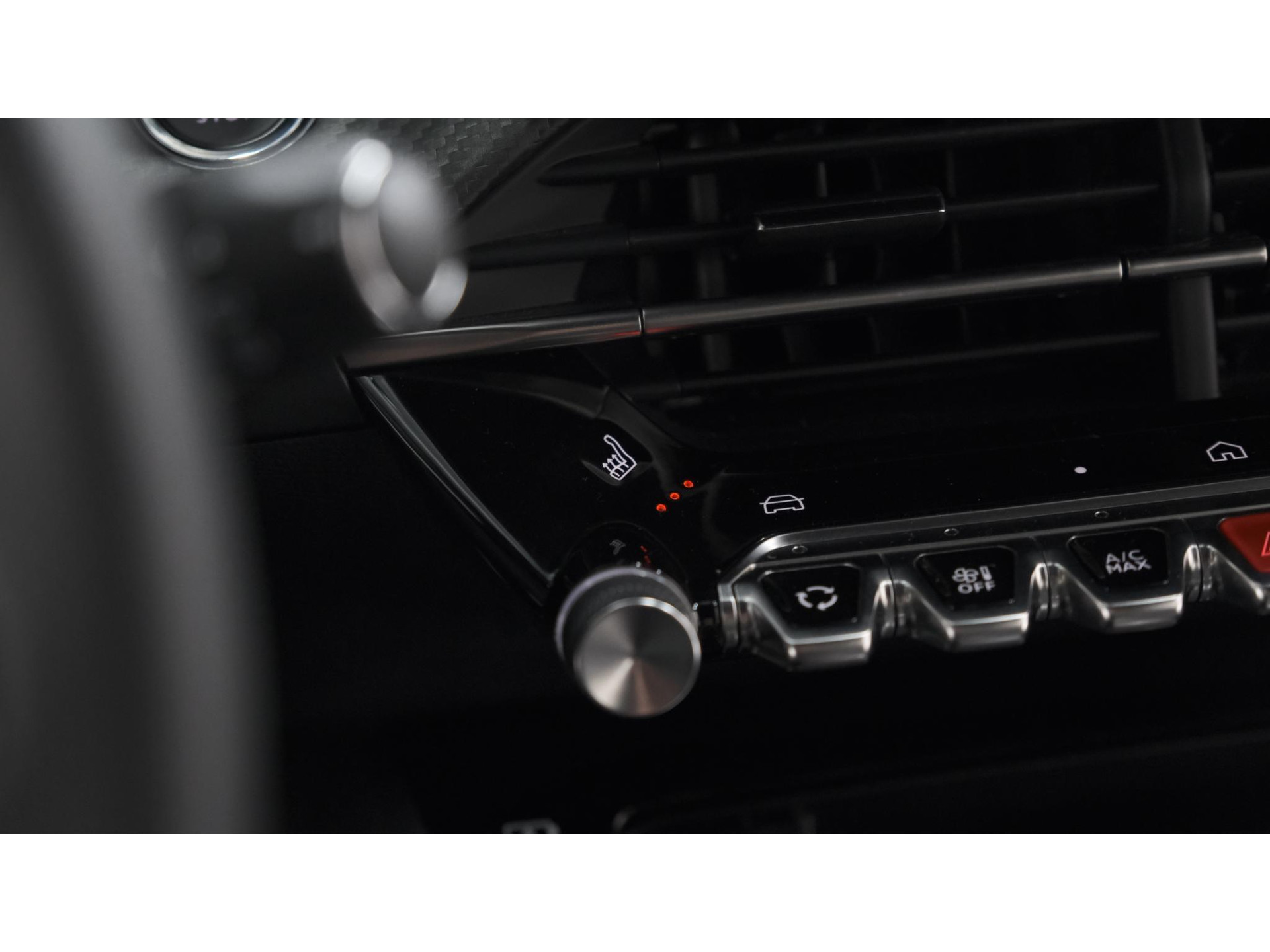 Peugeot 2008 PureTech 130 EAT8 GT | 360 Camera | Adaptieve Cruise Control | Dodehoekdetectie | Apple Carplay