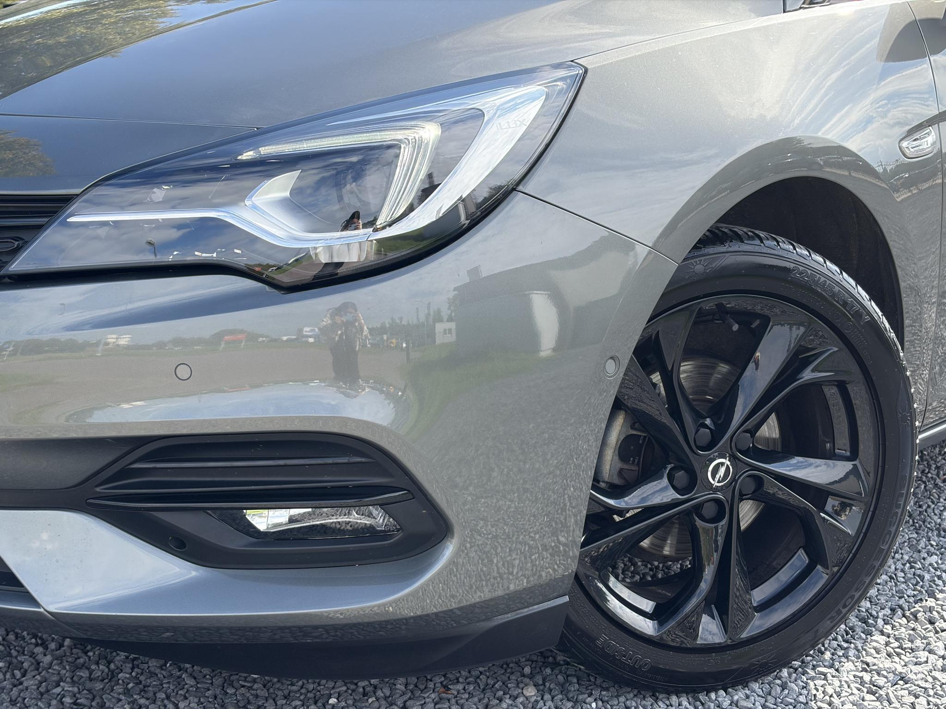 Opel Astra Sports Tourer 1.2 Ultimate ✓146pk✓Carplay✓Camera✓Stoelverw✓Stuurverw✓Keyless✓Pdc V+A✓Alcantara-Leder✓Clima✓Cruise✓6 Bak✓Rijstrooksensor✓Dodehoeksensor✓17''Lm velgen✓N.A.P✓Apk tot 11-2028