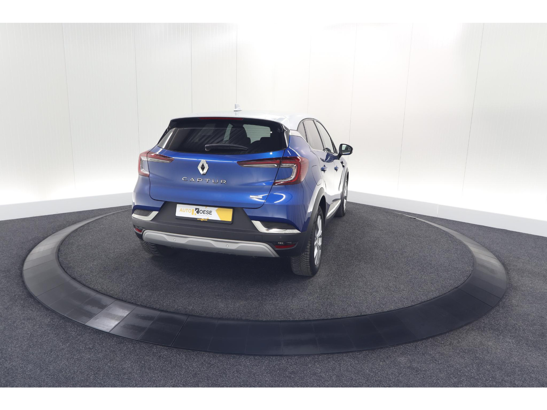 Renault Captur 1.6 E-Tech Plug-in Hybrid 160 Intens | Camera | 9.3 Inch Groot Scherm | Apple Carplay | Parkeersensoren