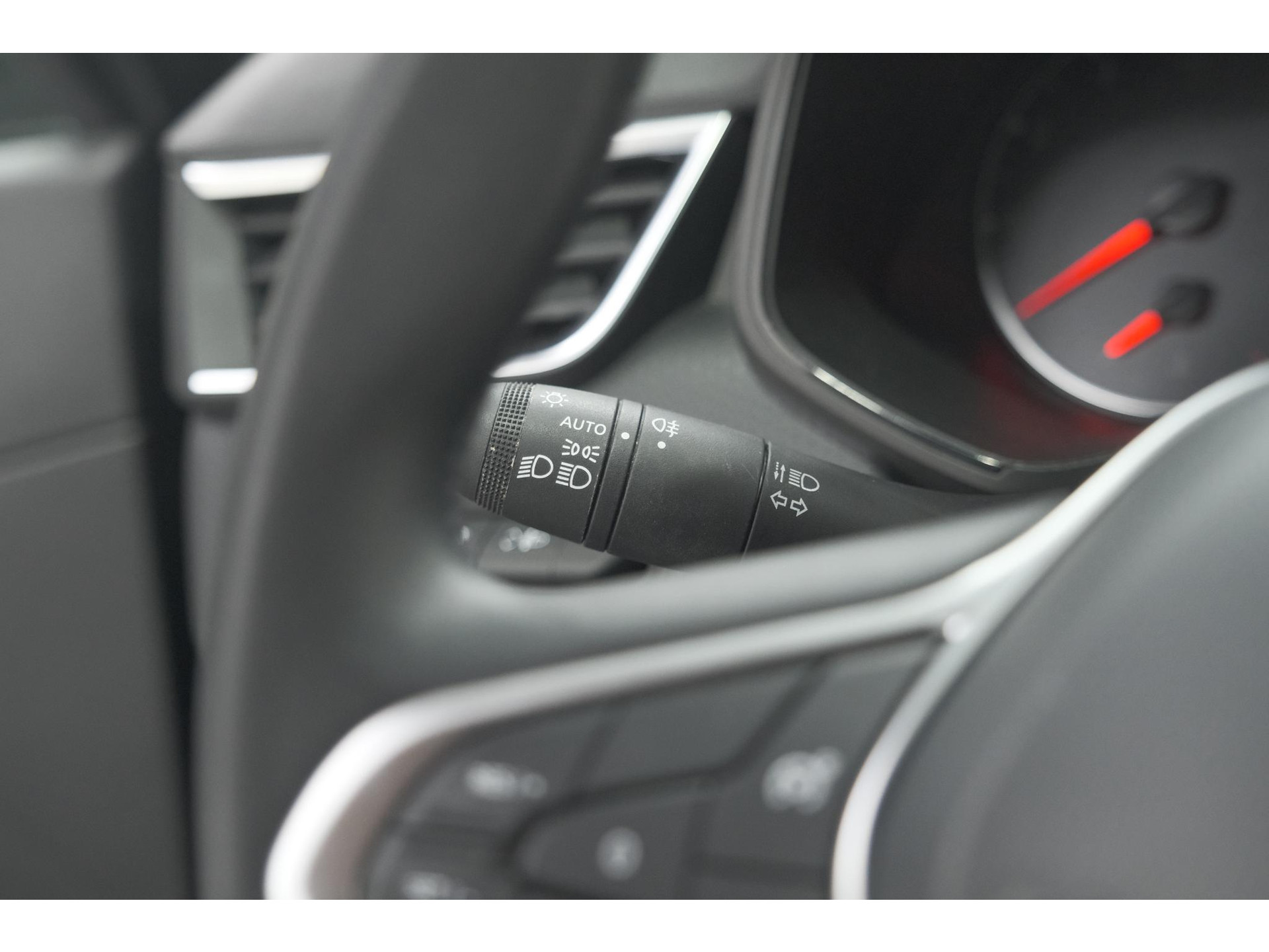 Renault Clio TCe 90 Evolution | Apple Carplay | Cruise Control | Navigatie