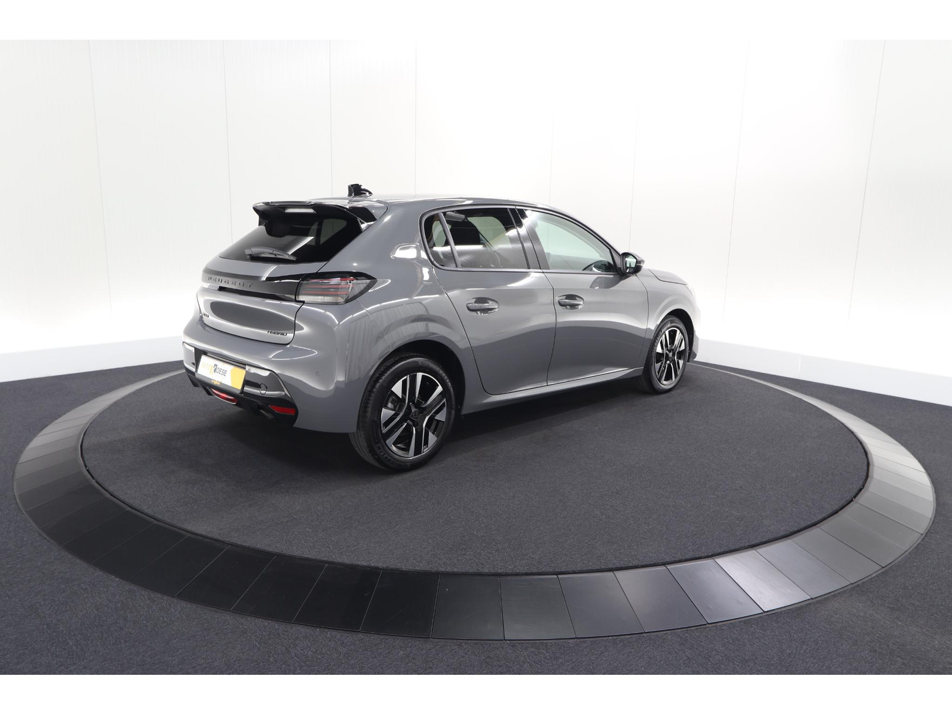 Peugeot 208 1.2 Hybrid 110 e-DCS6 Allure | Apple Carplay | Parkeersensoren Voor + Achter | Climate Control