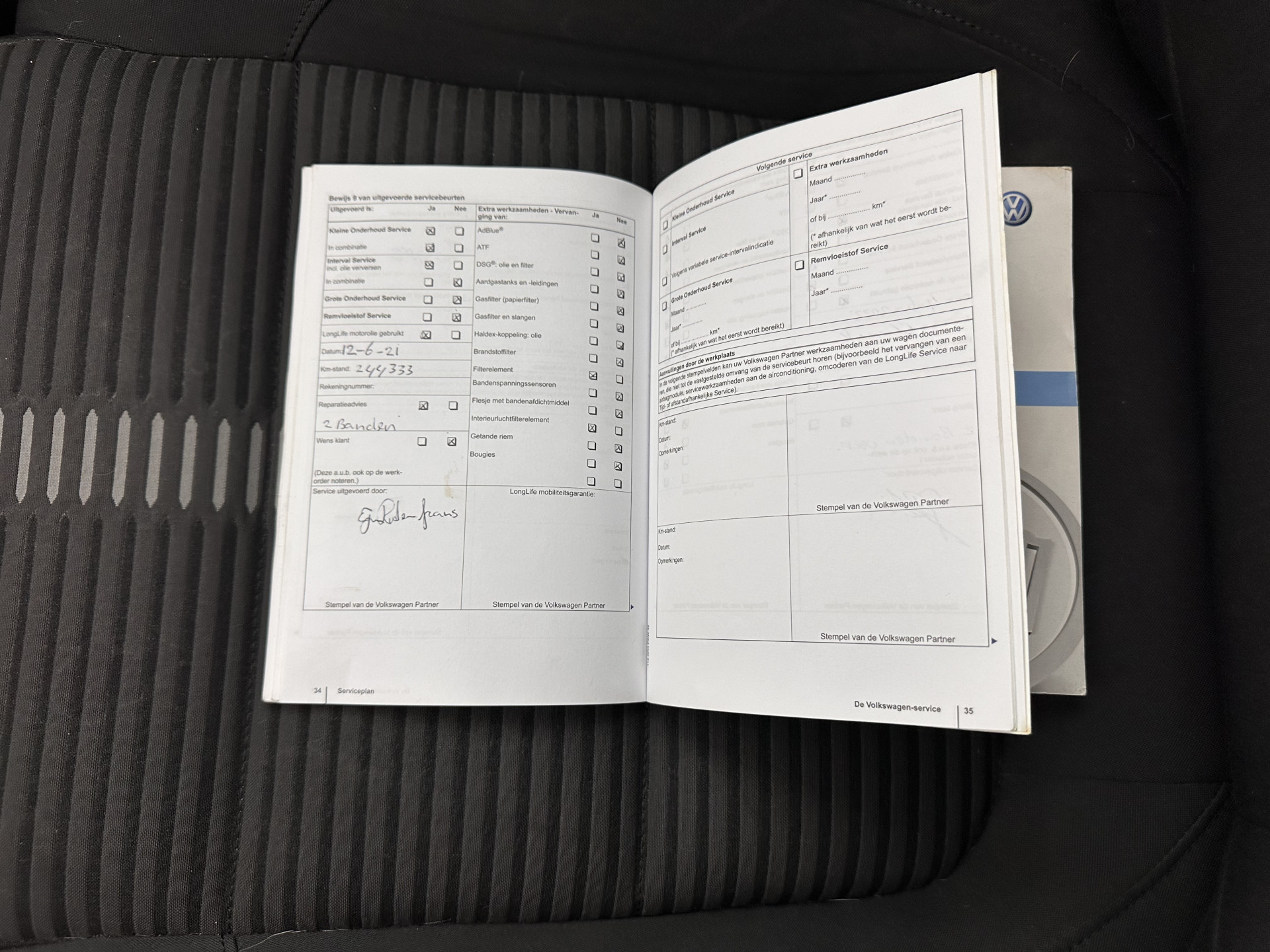 Volkswagen Tiguan 1.4 TSI Sport&Style *PANO | NAVI-FULLMAP | CAMERA | KEYLESS | HEATED-COMFORTSEATS | ECC | PDC | CRUISE | PRIVACY-GLASS | 17''ALU*