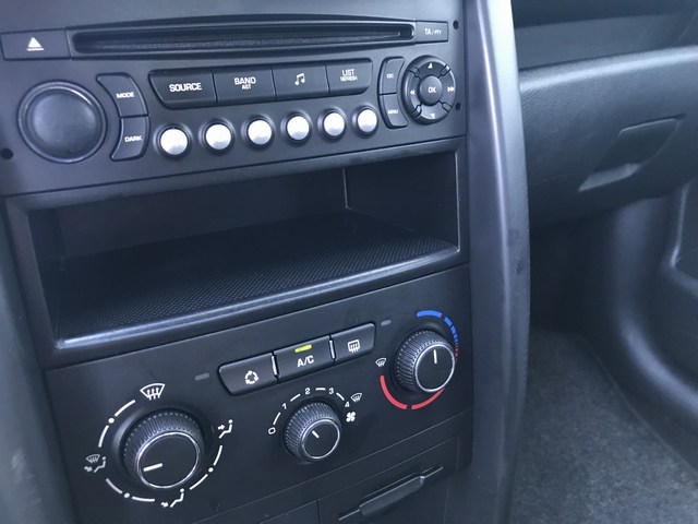 Peugeot 207 1.4 - V E R K O C H T