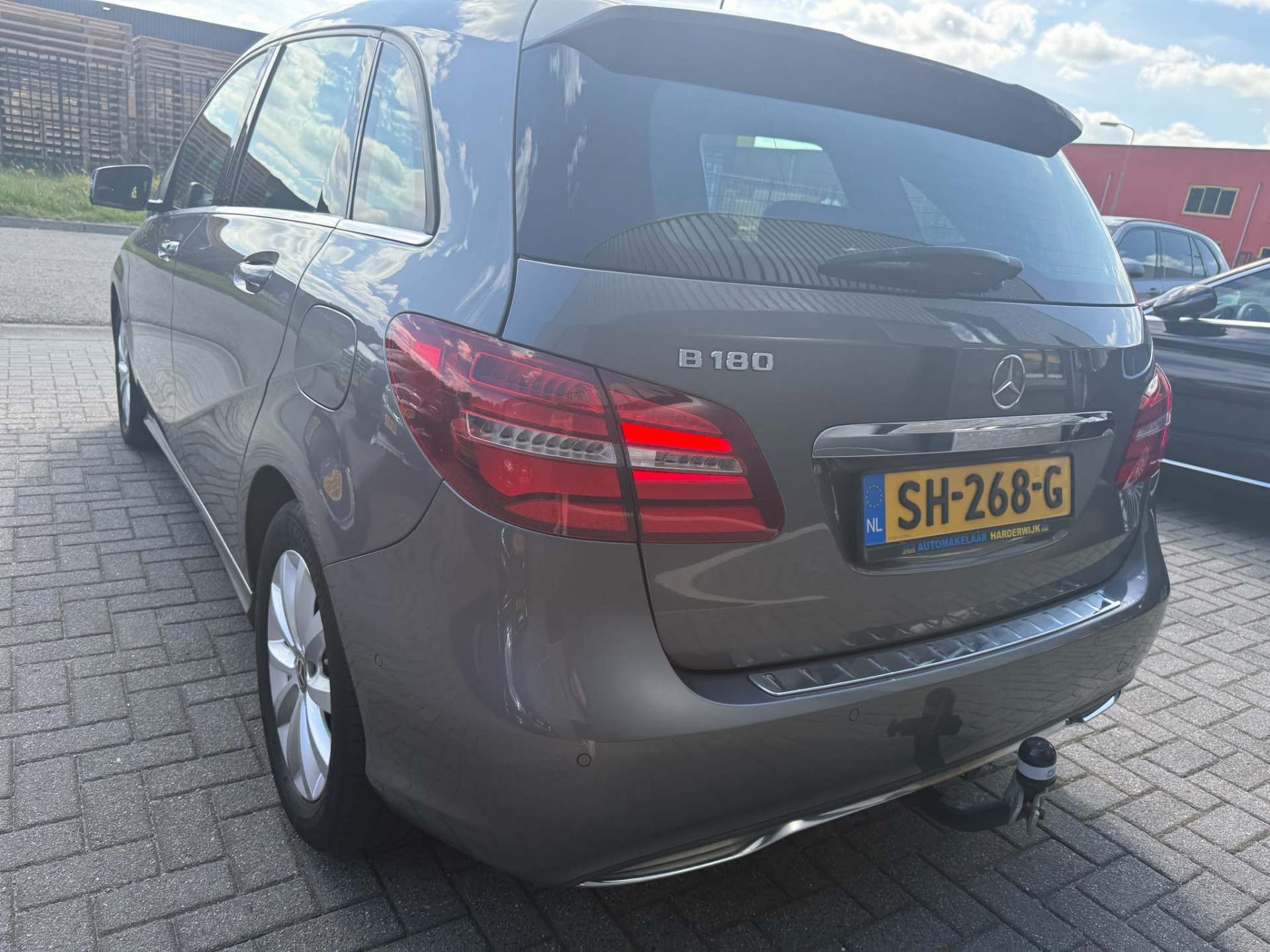 Mercedes-Benz B-klasse 180 Ambition | 1E EIGENAAR | 3/6/12MND GARANTIE | NAVI | LED | AICRO | CRUISE | TREKHAAK |