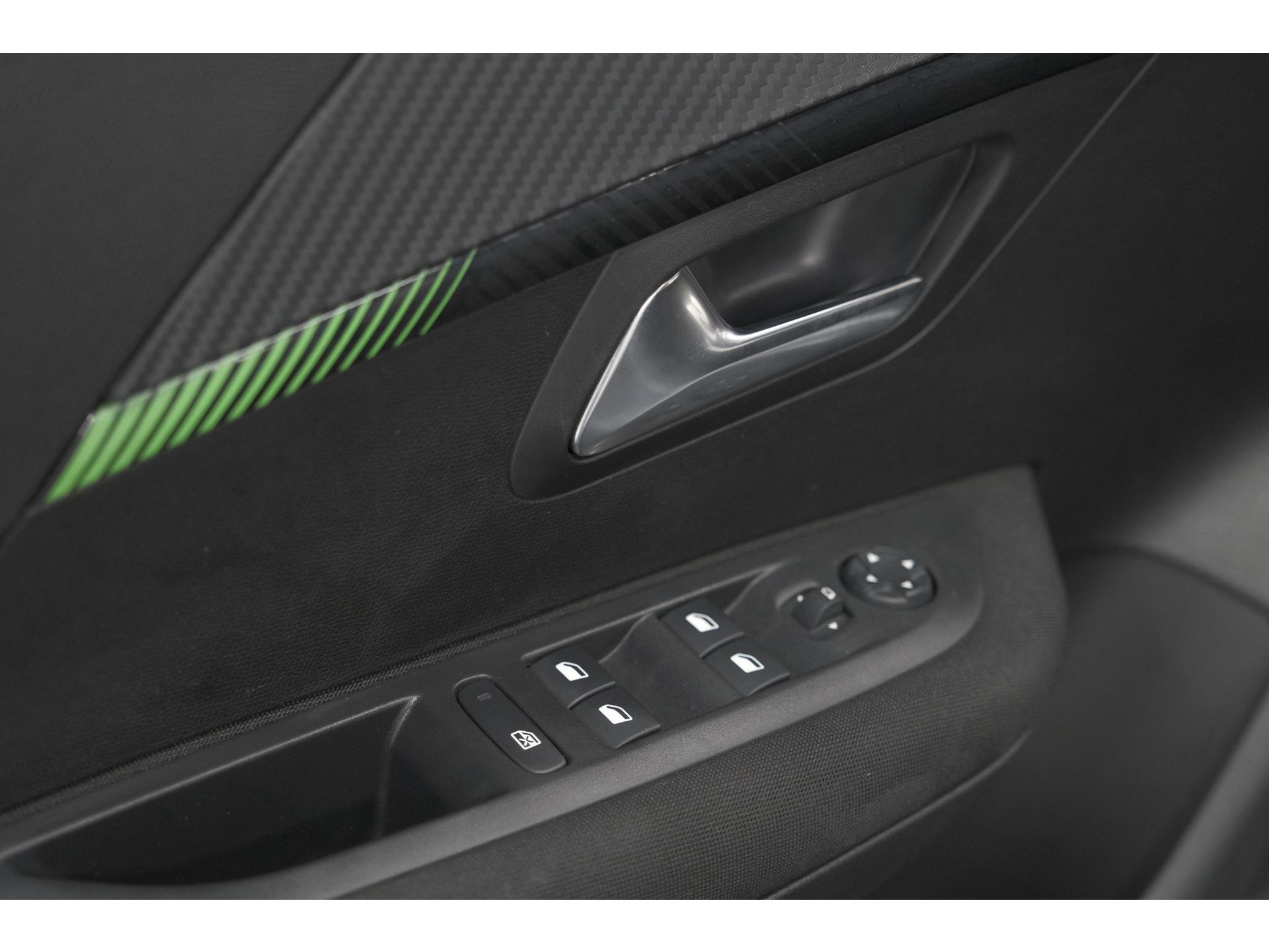 Peugeot 208 PureTech 100 Active | Parkeersensoren | Navigatie | Apple Carplay