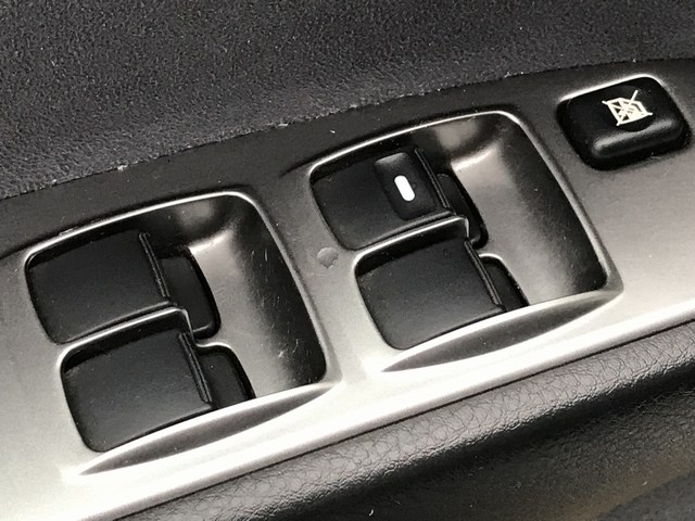 Mitsubishi Outlander 2.0 - V E R K O C H T