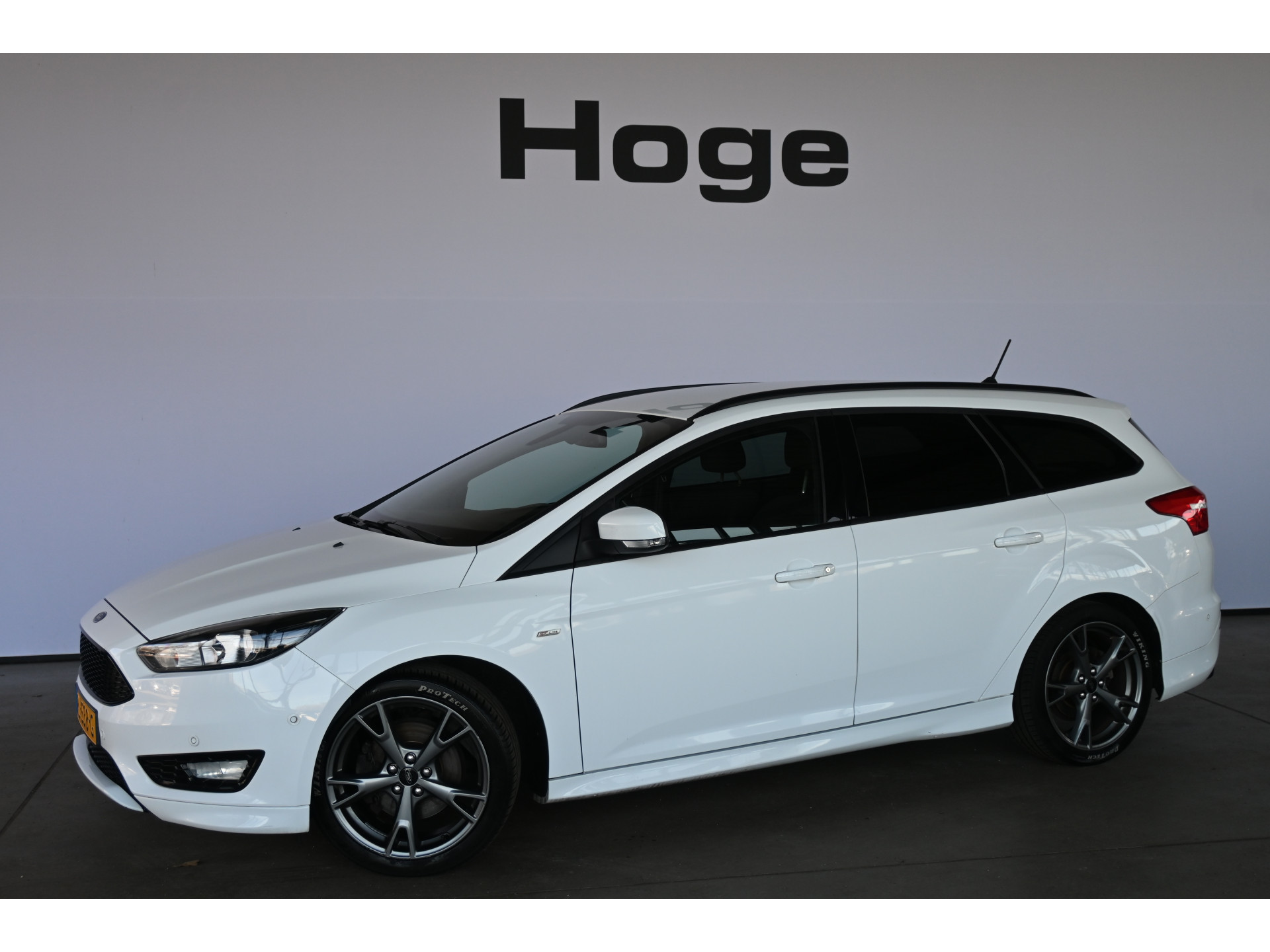 Ford Focus Wagon 1.5 ST-Line Clima Navigatie Cruise Control Trekhaak Rijklaarprijs Inruil Mogelijk!