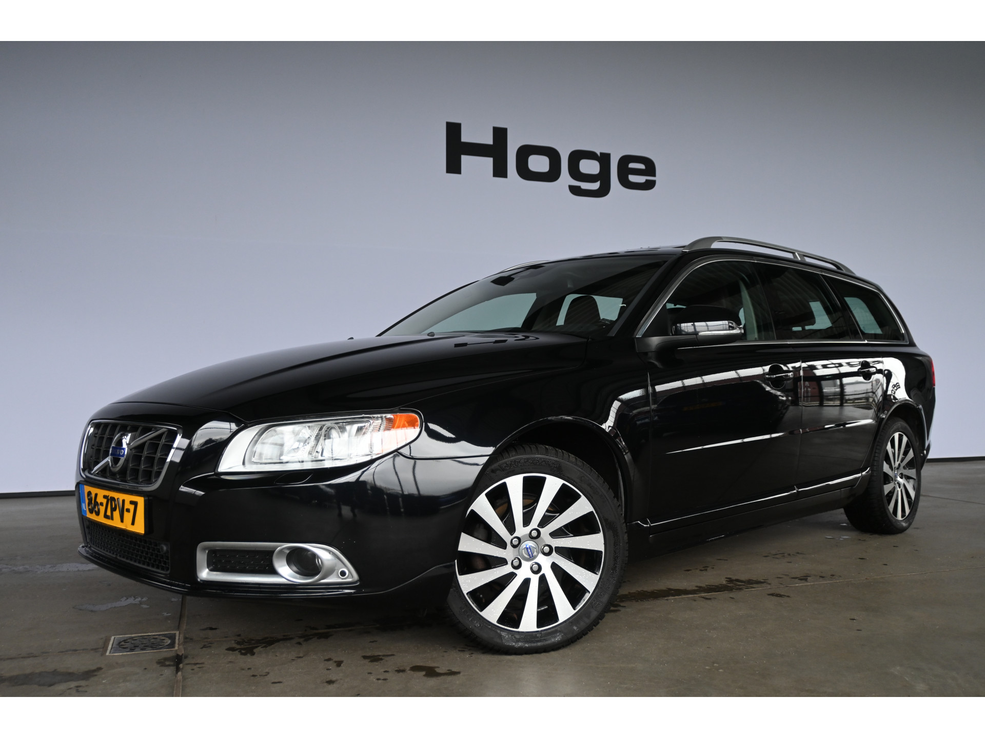 Volvo V70 1.6 T4 Limited Edition Automaat Clima Navigatie Schuif/Kanteldak Goed Onderhouden! Inruil Mogelijk!