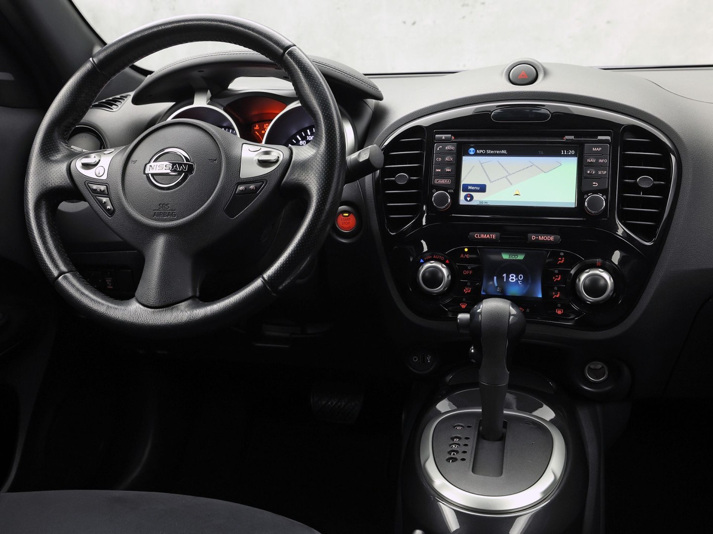 Nissan Juke 1.6 Sport Automaat (NAVIGATIE, CLIMATE, 360 CAMERA, SPORTSTOELEN, ALCANTARA, ZWART HEMEL, GETINT GLAS, NIEUWE APK, NIEUWSTAAT)