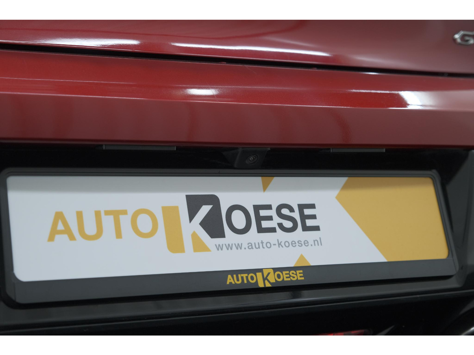 Peugeot 208 PureTech 130 EAT8 GT | Panoramadak | Camera | Apple Carplay | Stoelverwarming