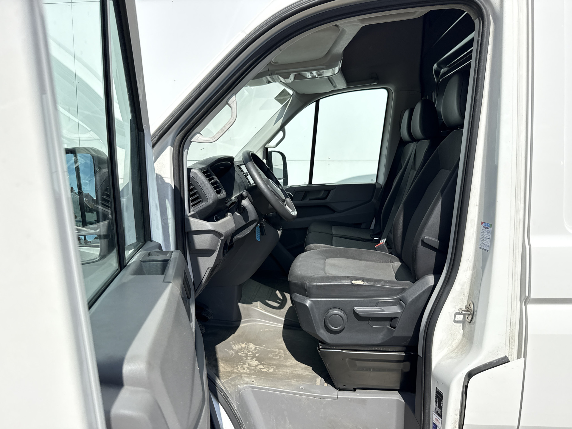 Volkswagen Crafter 2.0 TDI 140PK L3H3 Camera Airco Carplay Parkeersensoren Euro 6