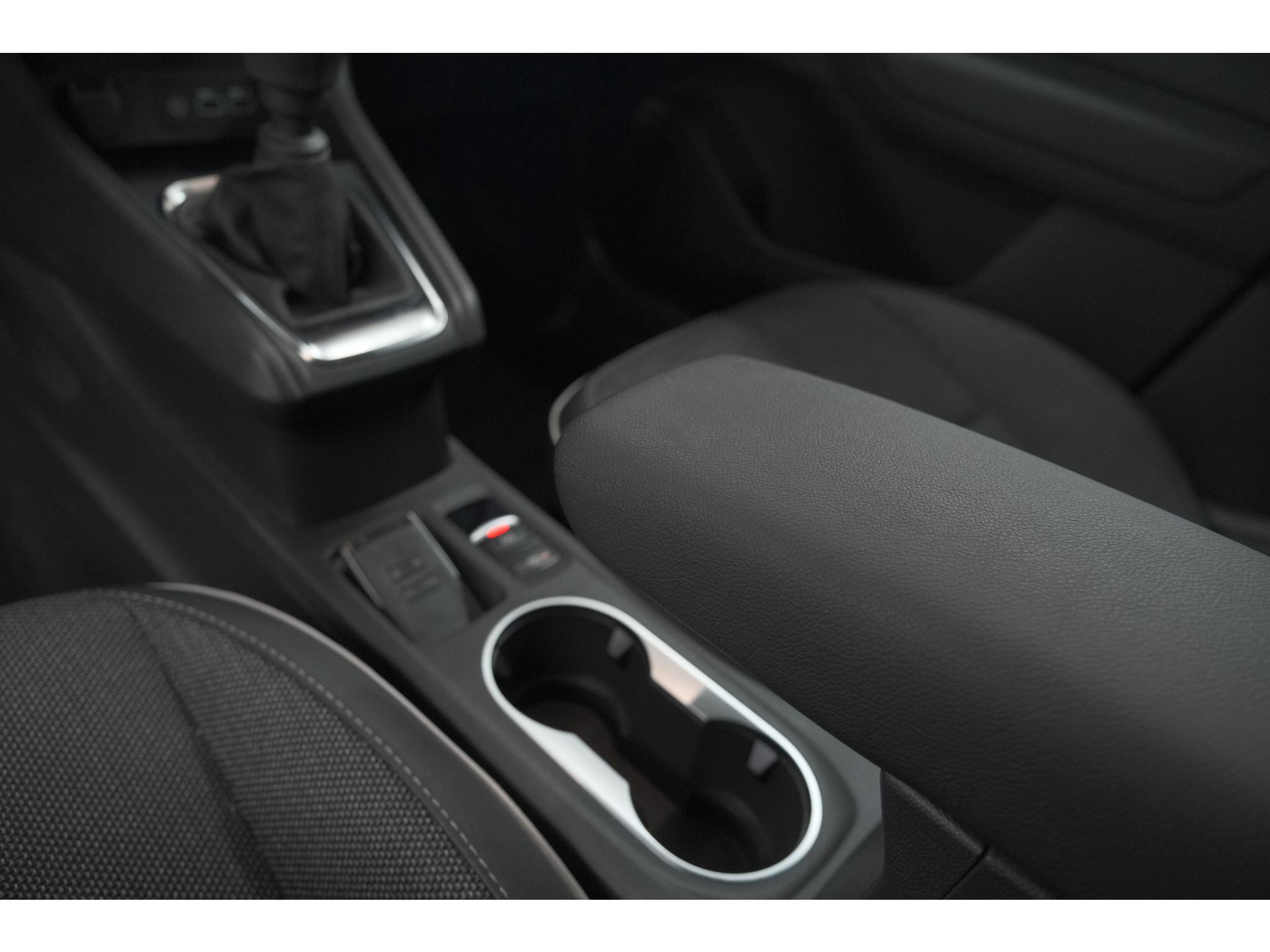 Renault Captur TCe 90 Techno | 360 Camera | 9.3 Inch Grootscherm | Apple Carplay | Navigatie