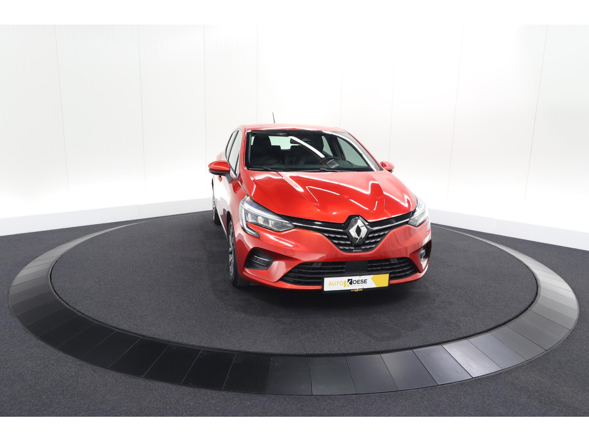 Renault Clio TCe 100 Intens | Dodehoekdetectie | Camera | Apple Carplay | Parkeersensoren
