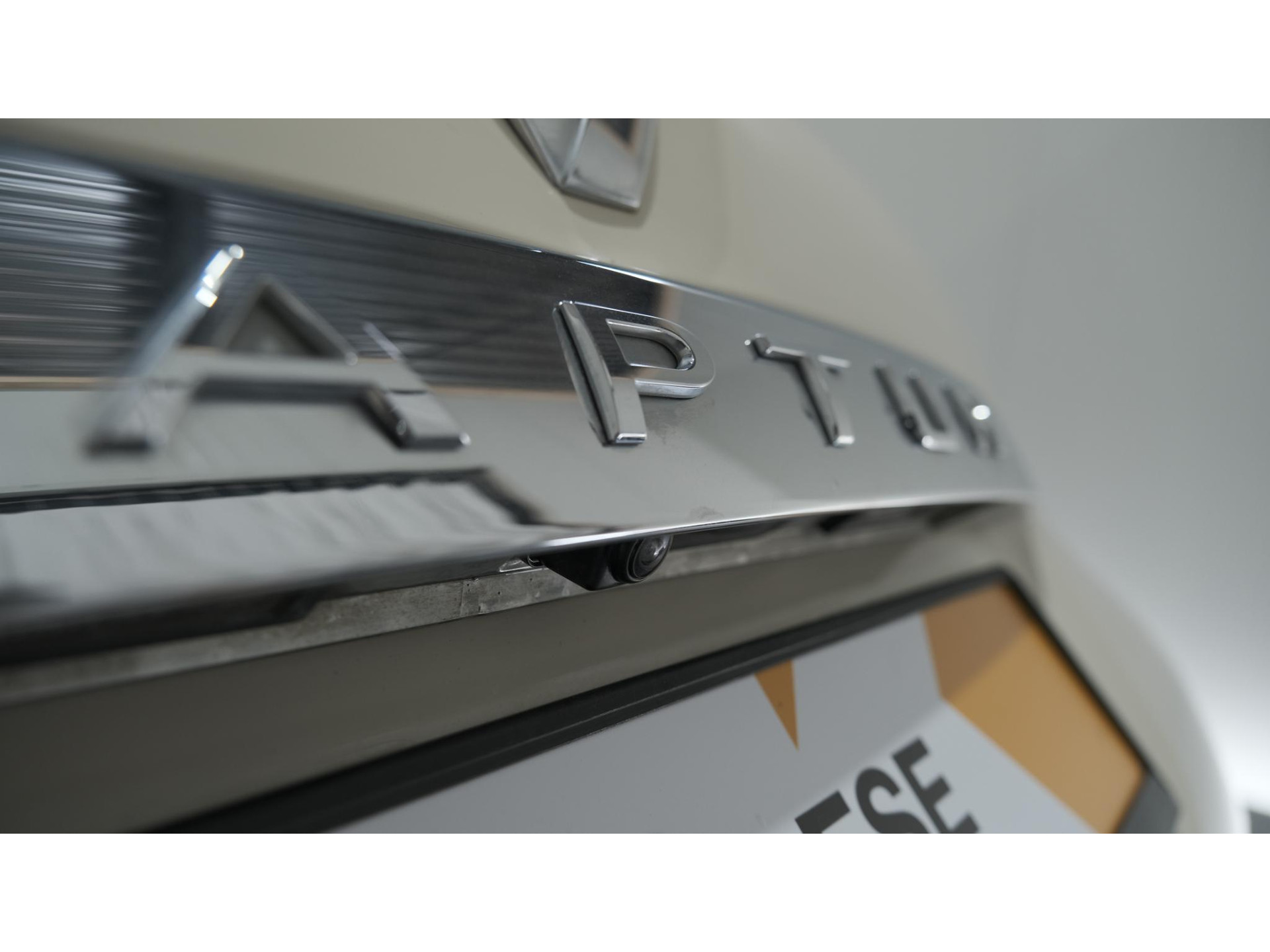 Renault Captur TCe 120 Dynamique | Trekhaak | Camera | R-Link Navigatie | Parkeersensoren