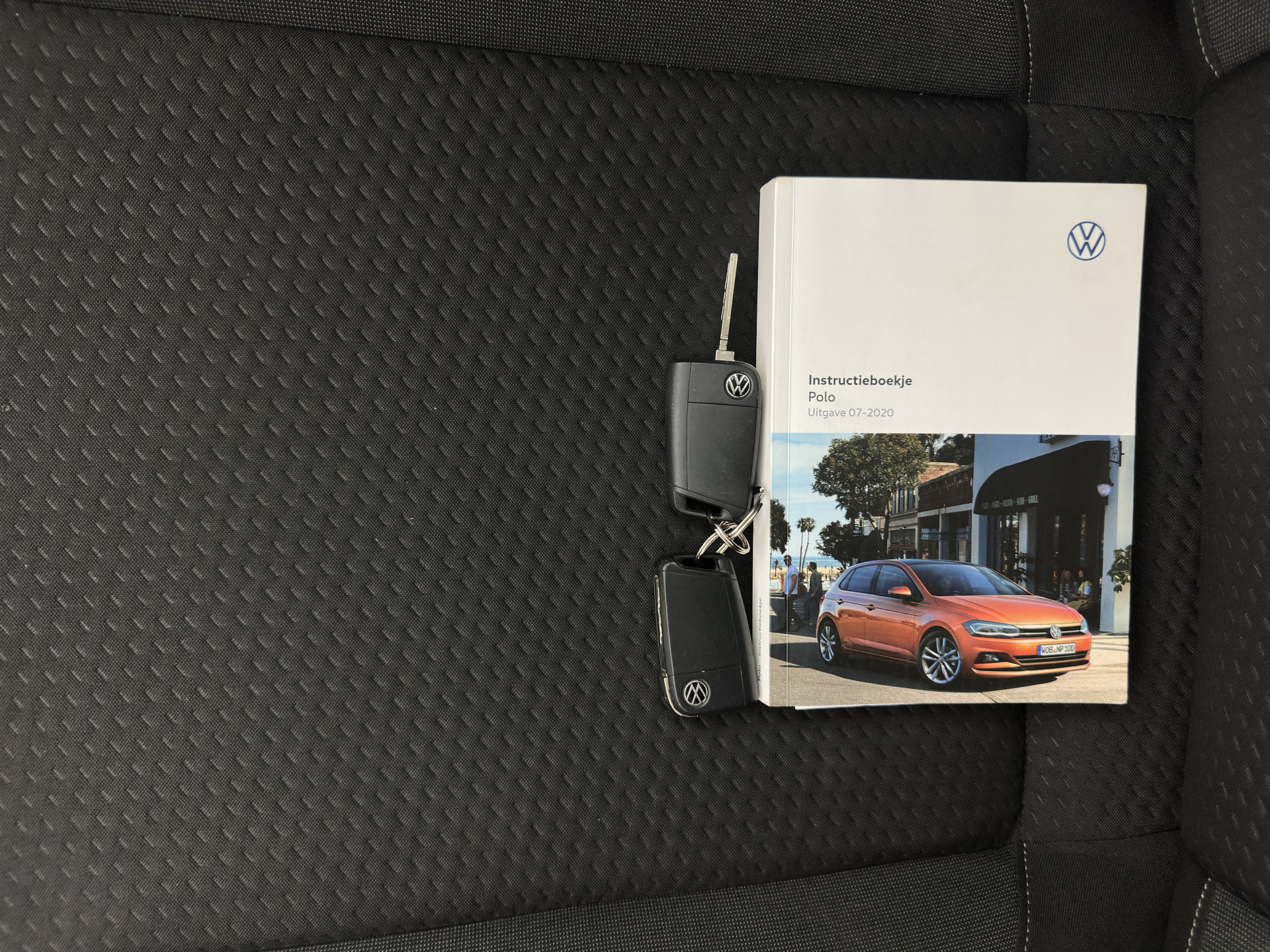 Volkswagen Polo 1.0 TSI Comfortline Business (INCL-BTW) *NAVI-FULLMAP | ADAPTIVE-CRUISE | COMFORT-SEATS | DAB+ | ECC | PARKPILOT*