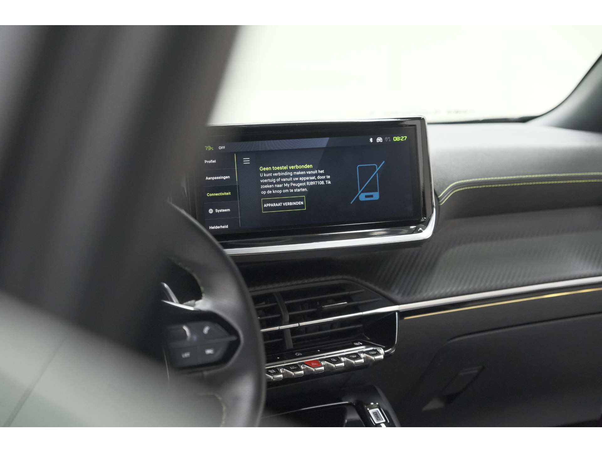 Peugeot 2008 PureTech 130 EAT8 GT | Camera | Apple Carplay | Parkeersensoren | 17 Inch Lichtmetalen Velgen