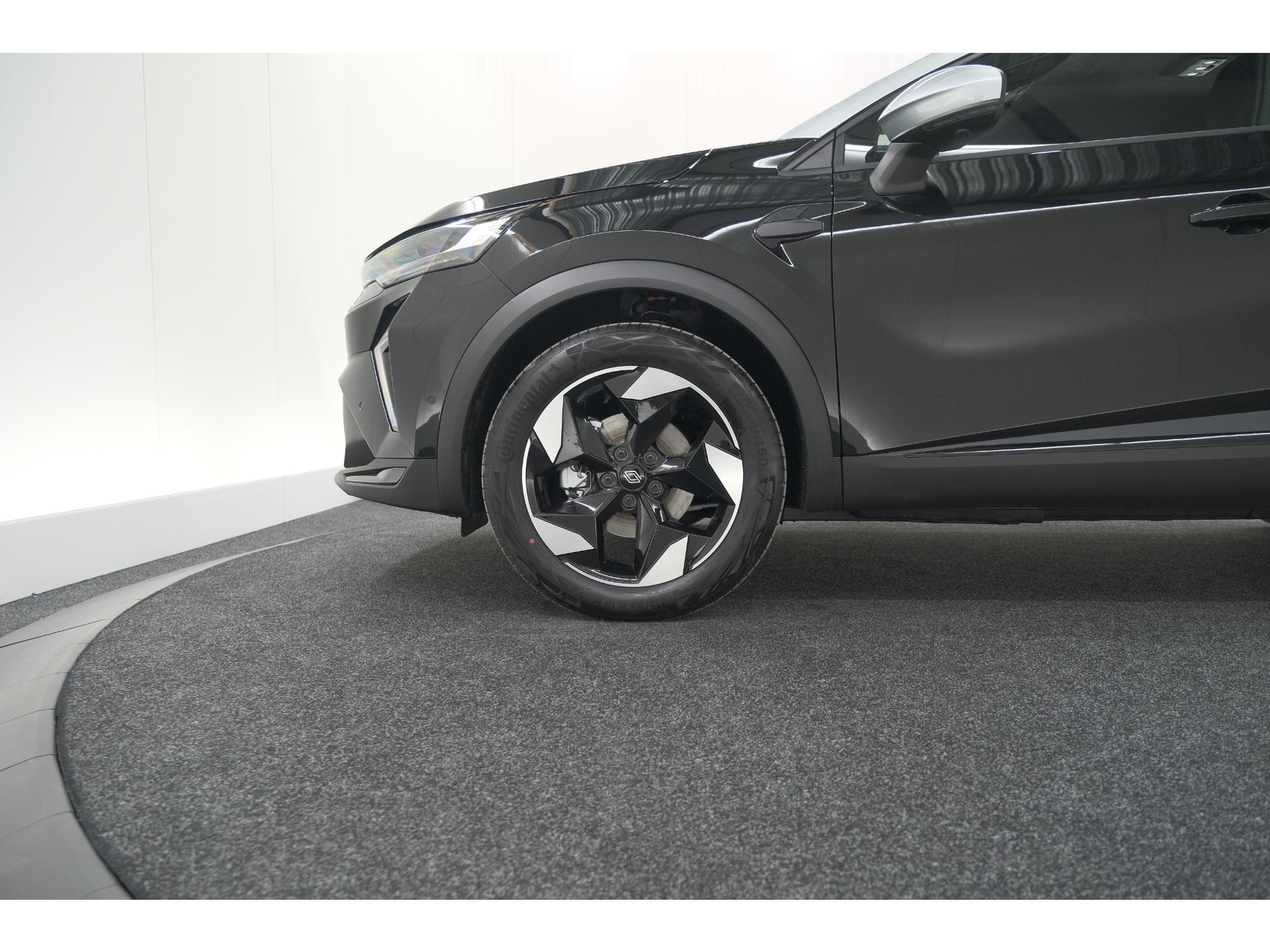 Renault Captur 1.6 E-Tech full hybrid 145 Techno | 360 Camera | Adaptieve Cruise Control | Apple Carplay | 18 Inch Lichtmetalen Velgen
