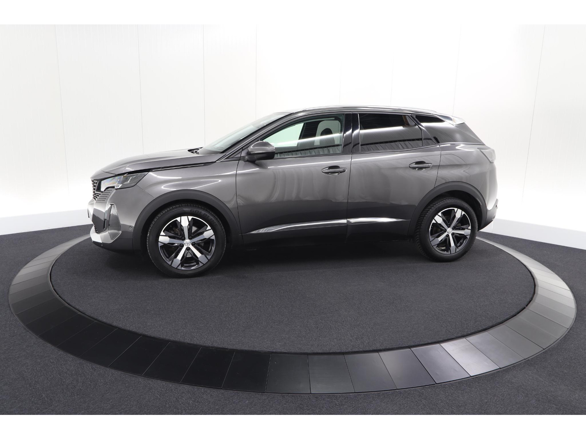 Peugeot 3008 PureTech 130 EAT8 Allure | Camera | Adaptieve Cruise Control | Elektrische Kofferklep