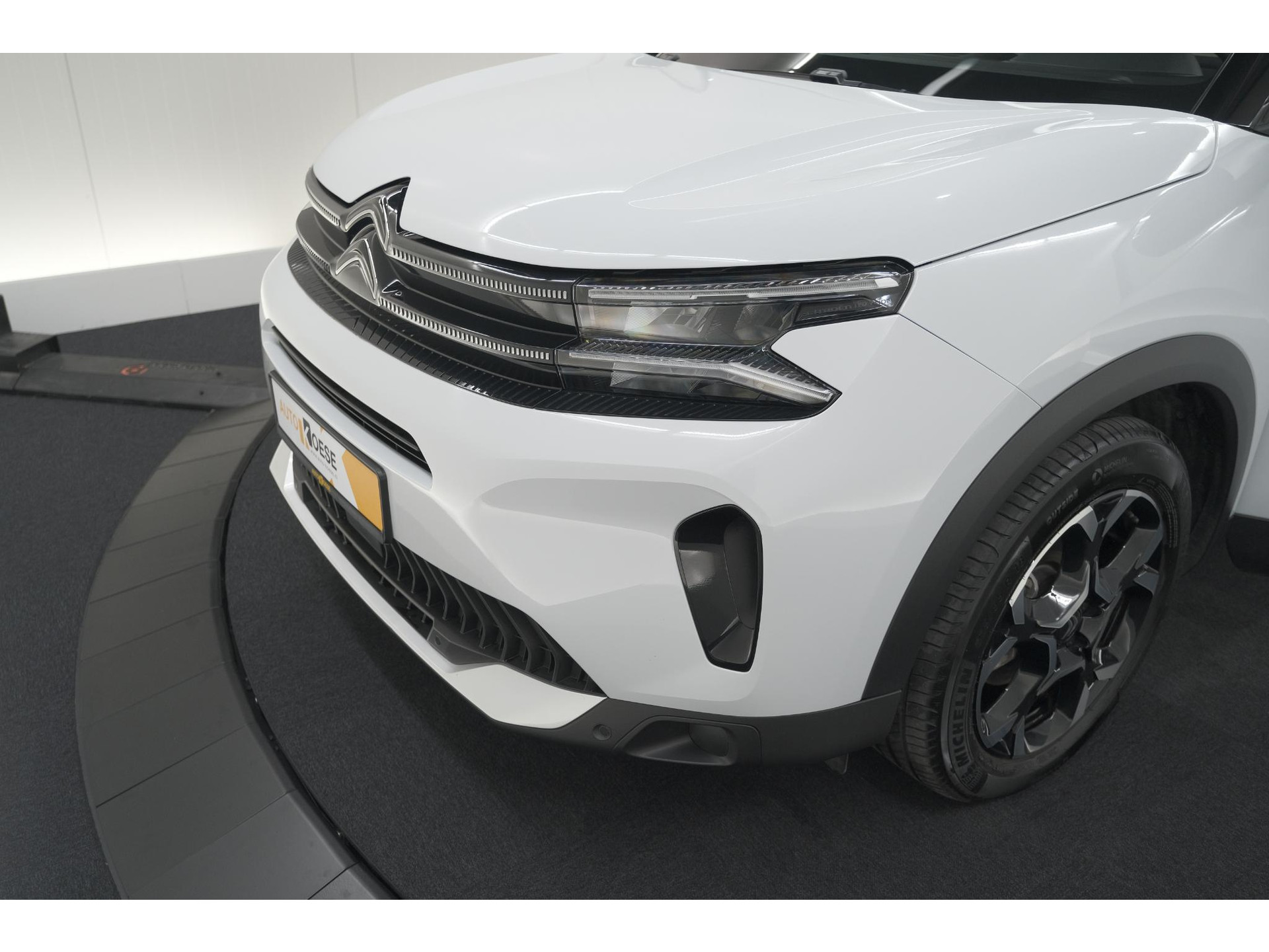 Citroen C5 Aircross 1.2 Hybrid 136 Plus | Camera | Navigatie | Parkeersensoren | Apple Carplay
