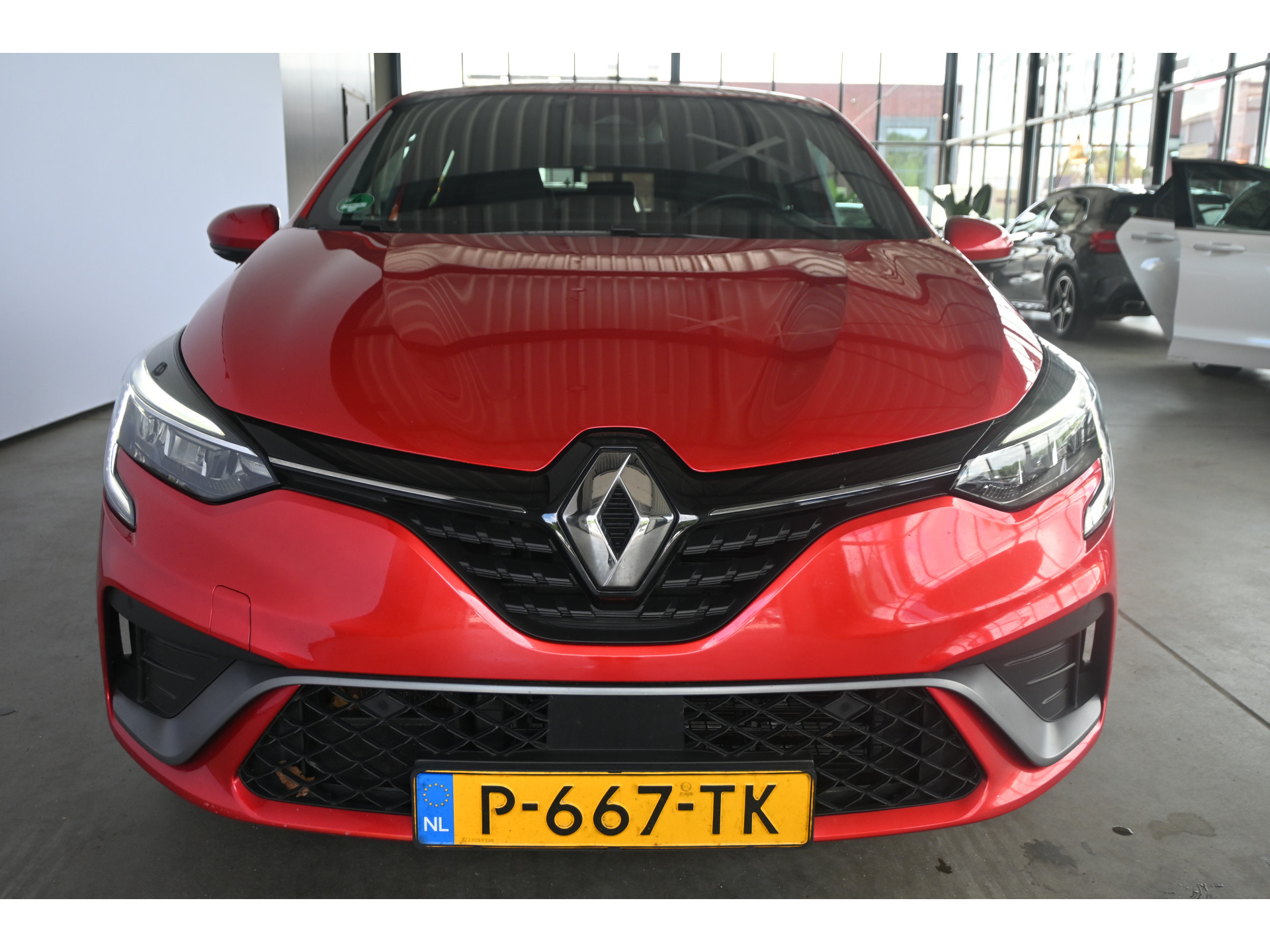 Renault Clio 1.6 E-Tech Hybrid 140 R.S. Line Navigatie Cruise Trekhaak Clima 1e Eigenaar 100% Onderhouden! Inruil Mogelijk!