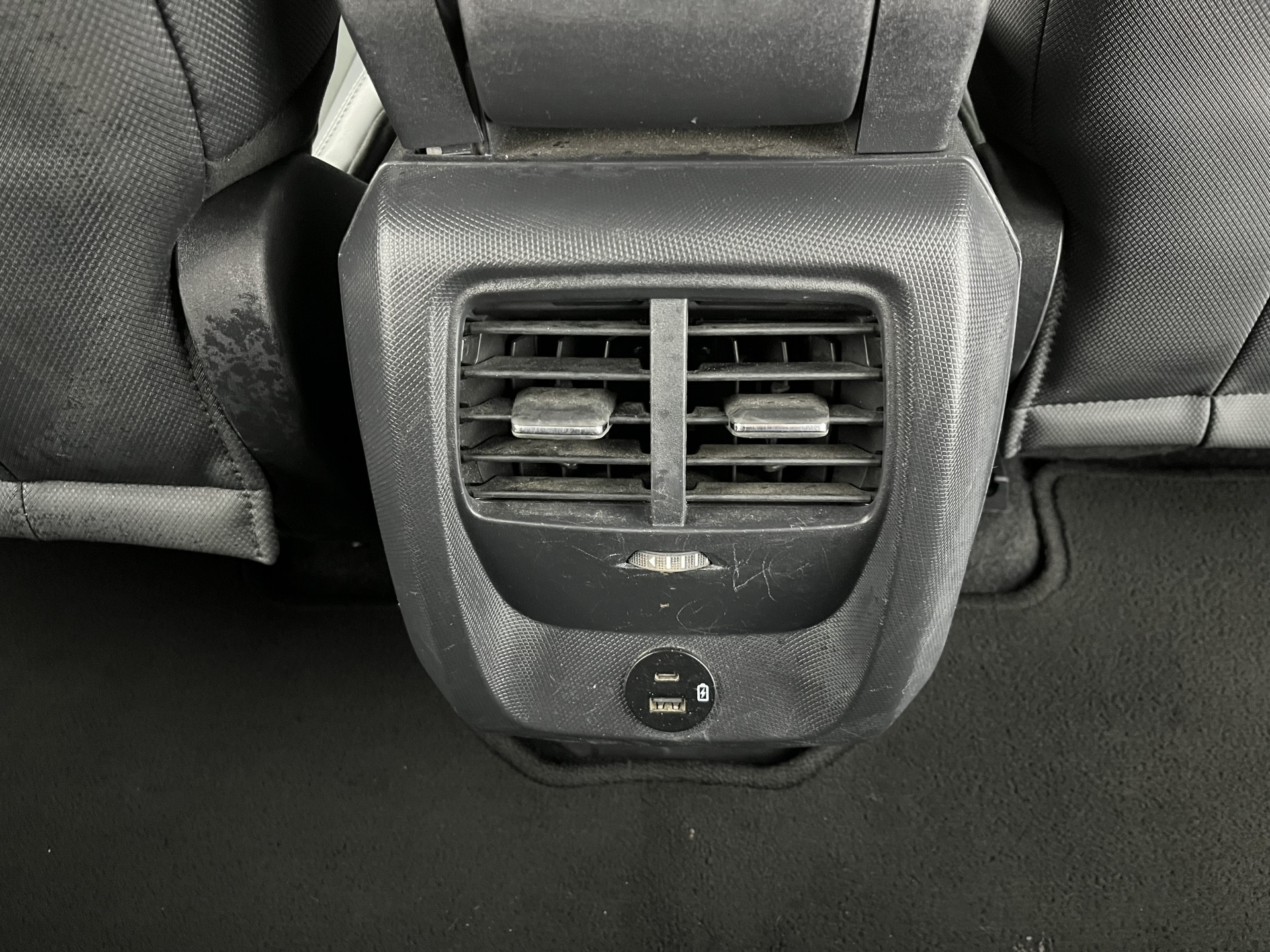 Ford Mustang Mach-E RWD 75 kWh [ 3-Fase-11kW ] {SOH-83%} (INCL-BTW)  Aut. *LEATHER | FULL-LED | DAB | DIGI-COCKPIT | KEYLESS | NAVI-FULLMAP | CARPLAY | HEATED-COMFORTSEATS | TOPVIEW | ADAPTIVE-CRUISE | PRIVACY-GLASS | 18'' ALU*