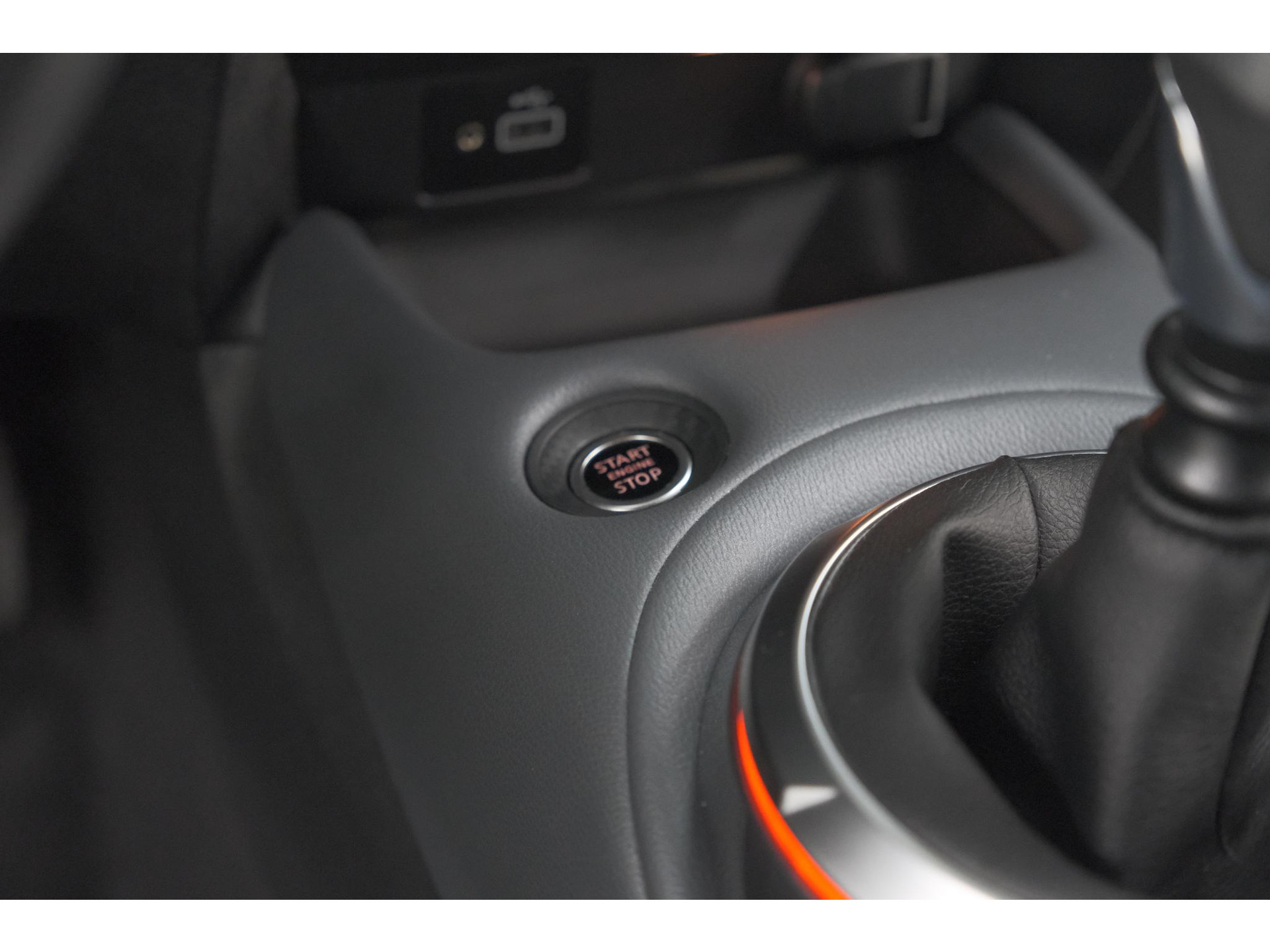 Nissan Juke 1.0 DIG-T Premiere Edition | Trekhaak | Camera | Apple Carplay | Parkeersensoren