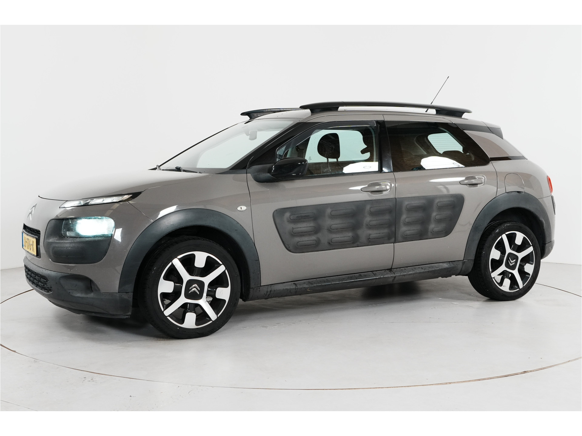Citroën C4 Cactus 1.6 BlueHDi Feel | Trekhaak | Cruise | Airco |