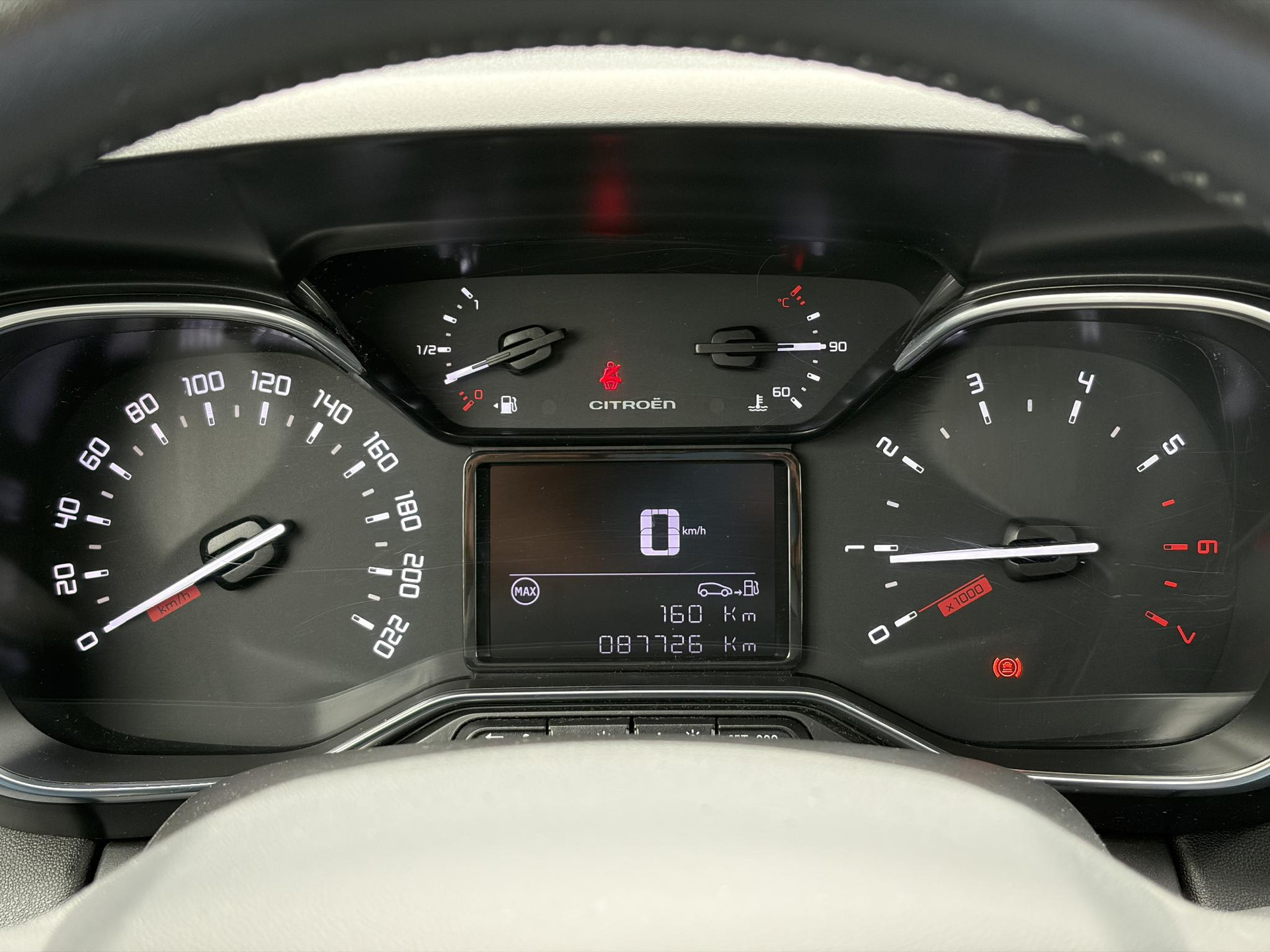 Citroen C3 Aircross 1.2 PureTech S&S Shine 1e Eigenaar l D-riem vv in 07-07-2025 l 360° Camera l Navi l Carplay l Net beurt gehad l Keyless l 17''Lmv l Rijstrooksensor l 110pk l Pdc V+A l 6 Bak l N.A.P l Apk tot 07-2027