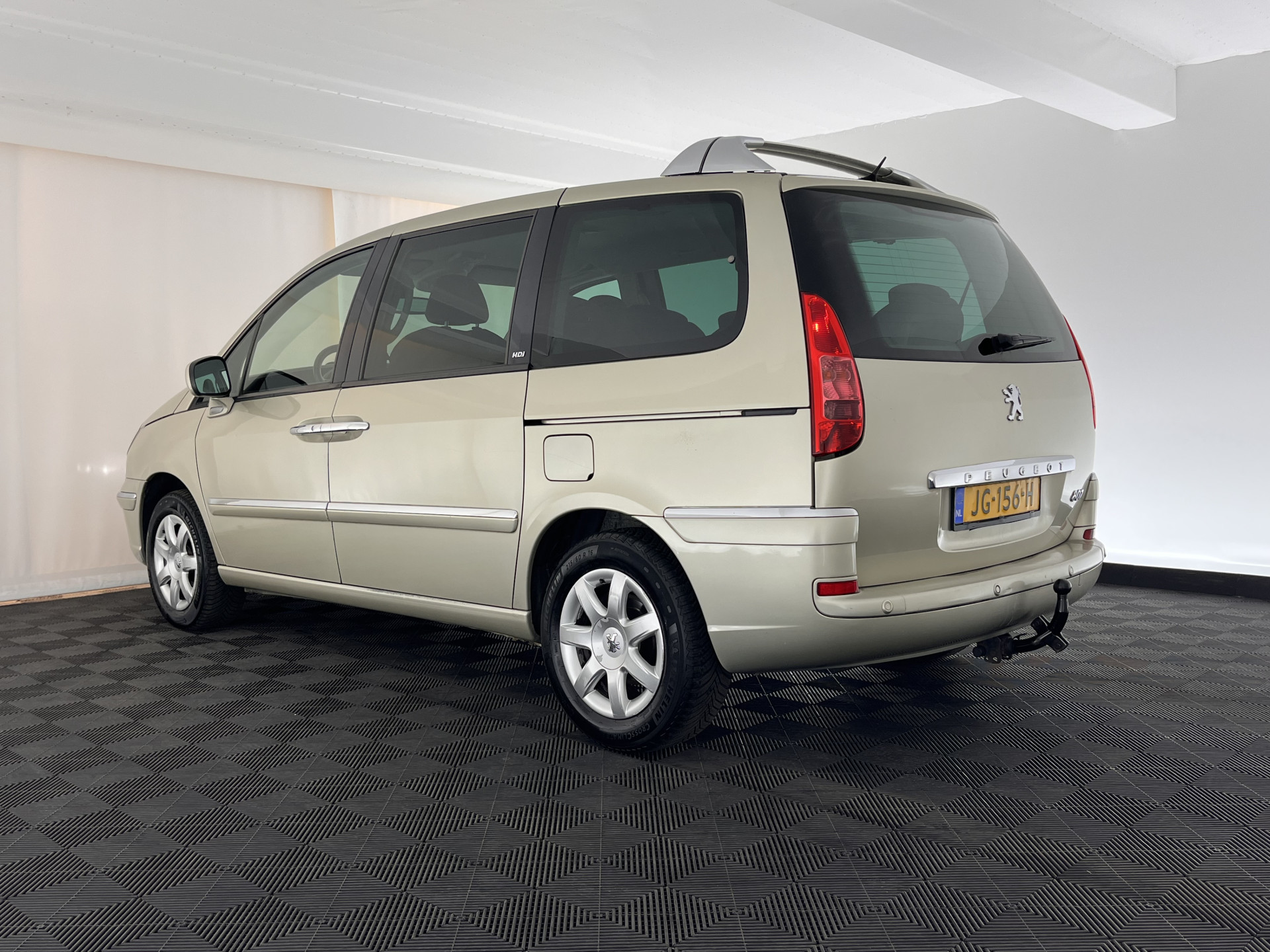 Peugeot 807 2.0 HDiF ST [ 7-Pers. ] Aut. *NAVI-FULLMAP | XENON | VELOURS-COMFORT-SEATS | HEATED-SEATS | ECC | PDC | CRUISE | TOWBAR | 16''ALU*