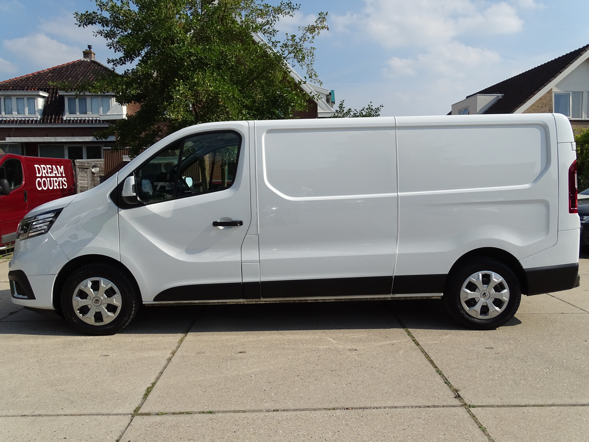 Renault Trafic 2.0 dCi L2H1