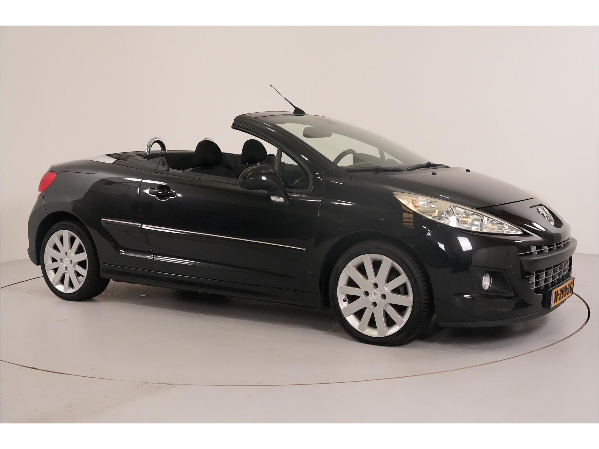 Peugeot 207 CC 1.6 VTi Roland Garros | Automaat |