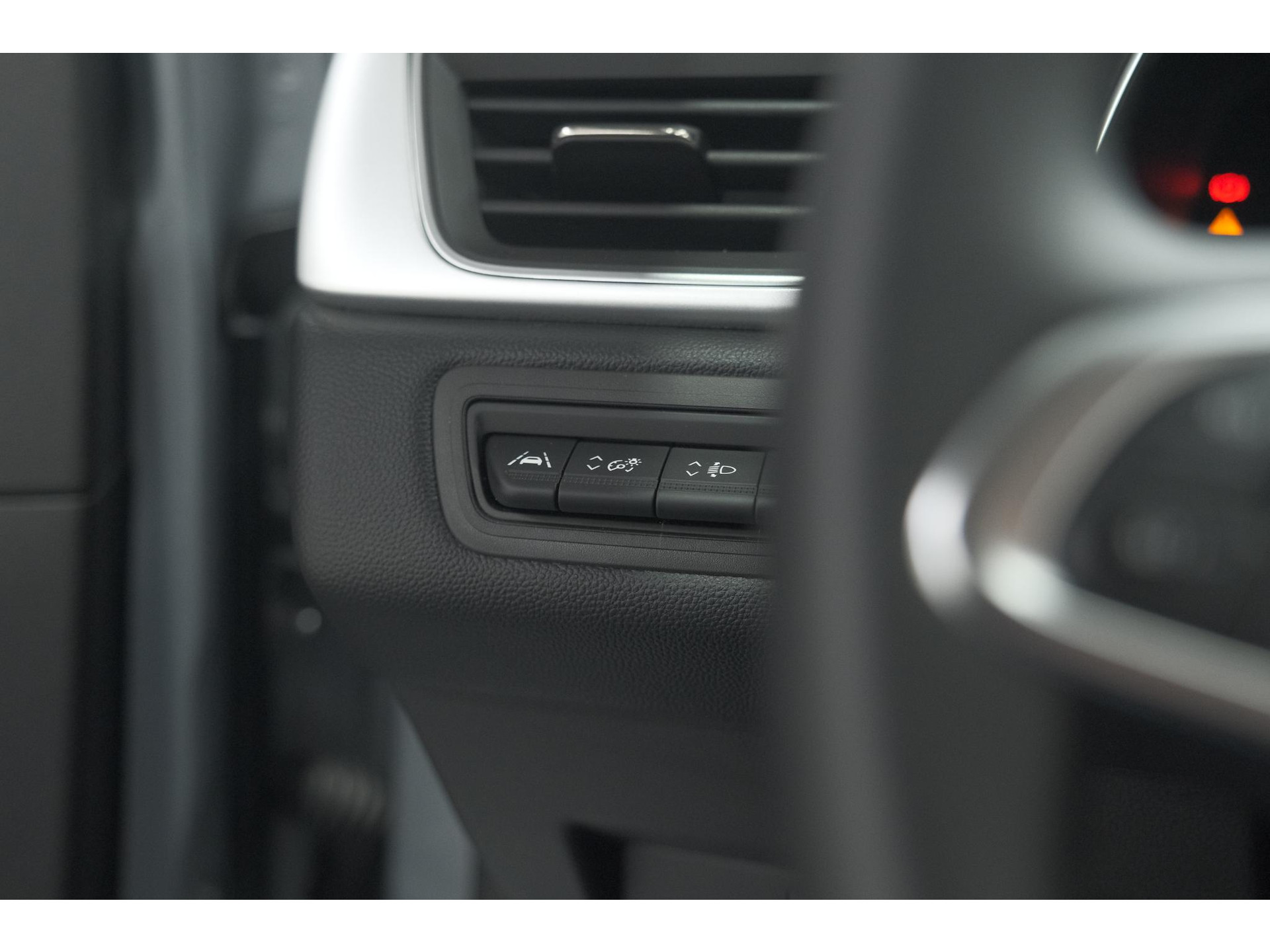 Renault Captur Mild Hybrid 140 EDC Techno | Trekhaak | 360 Camera | 9.3 Inch Grootscherm | Apple Carplay | Parkeersensoren