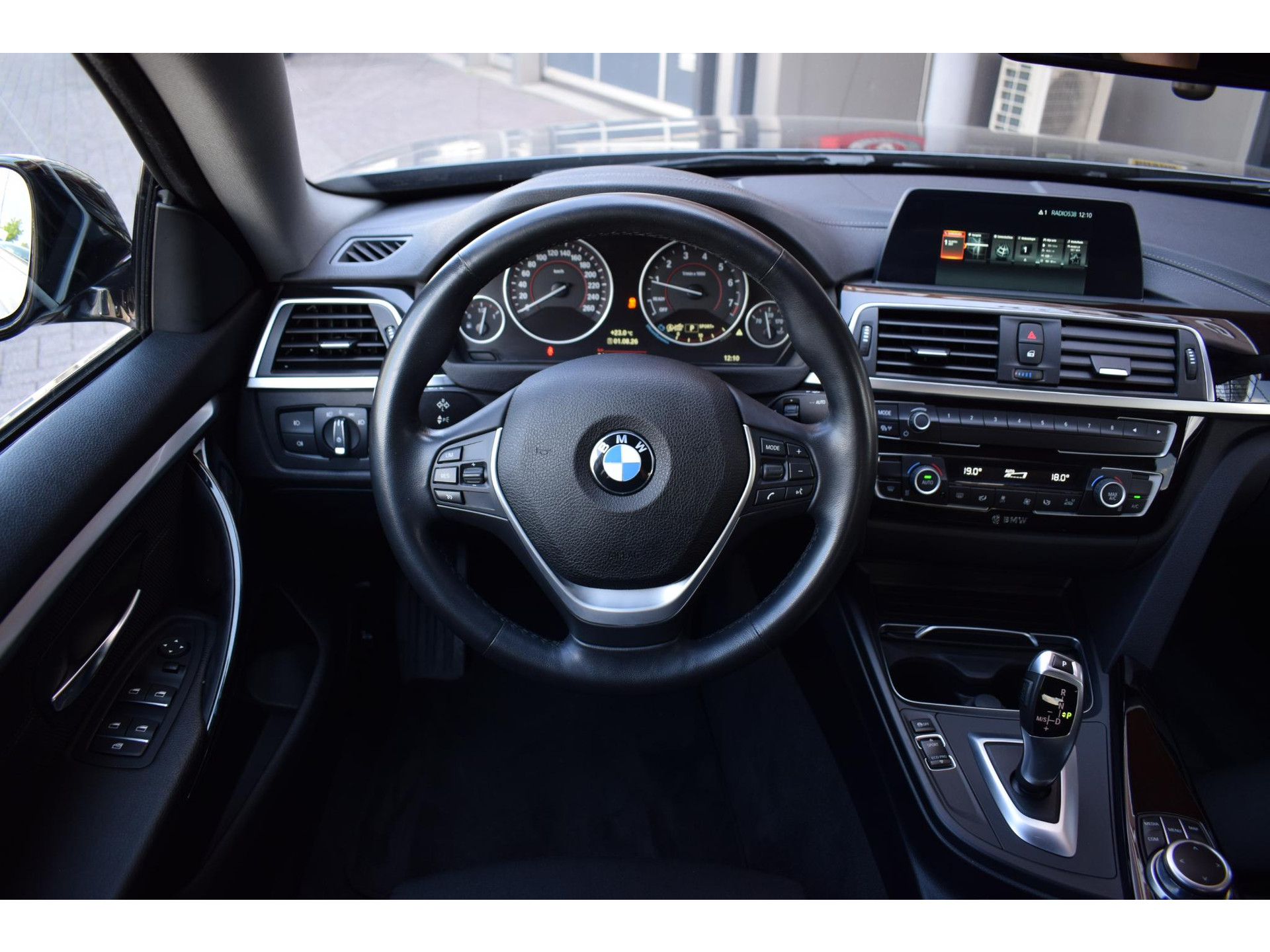 BMW 4-serie Gran Coupé 418i Executive | Sportstoelen | Navi | Cruise | Climate