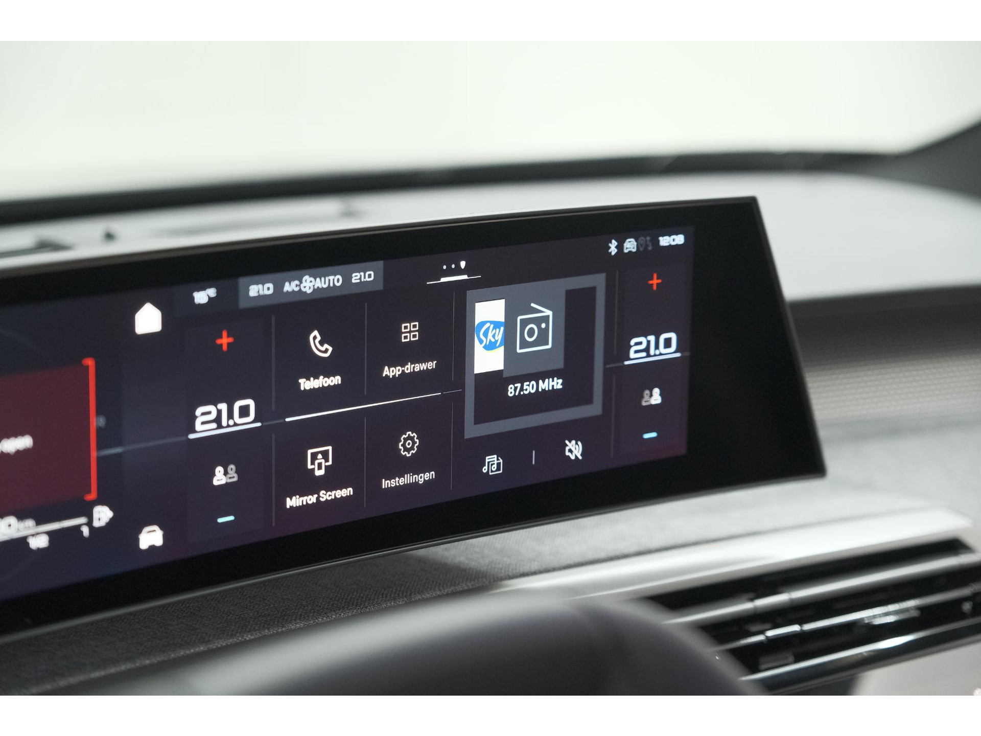 Peugeot 3008 Hybrid 145 e-DCS6 GT | Elektrische Kofferklep | Camera | Adaptieve Cruise Control | Apple CarPlay
