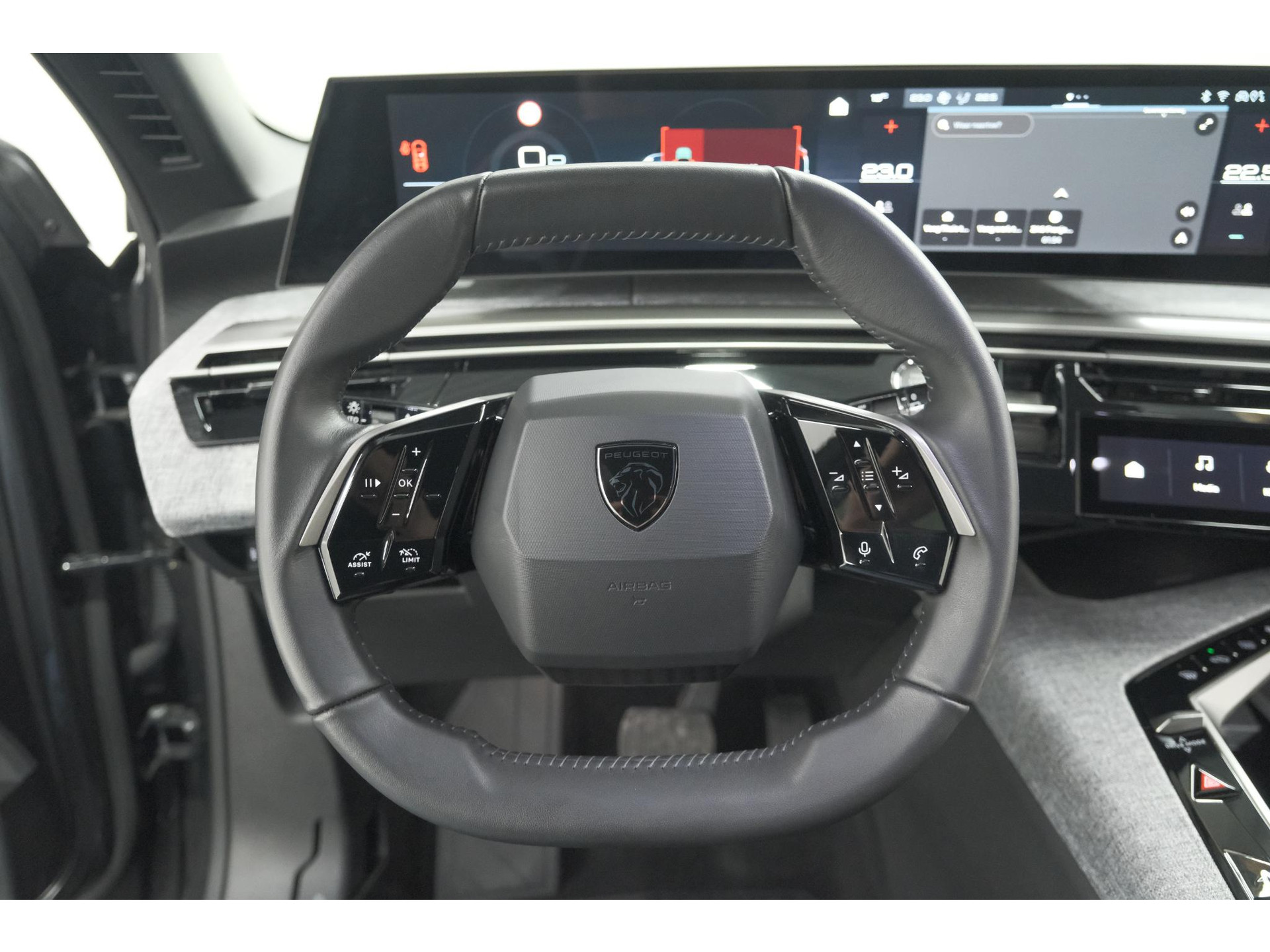 Peugeot 5008 1.2 Hybrid 136 e-DCS6 Allure | 7 Zitplaatsen | Camera | Stoelverwarming | Navigatie