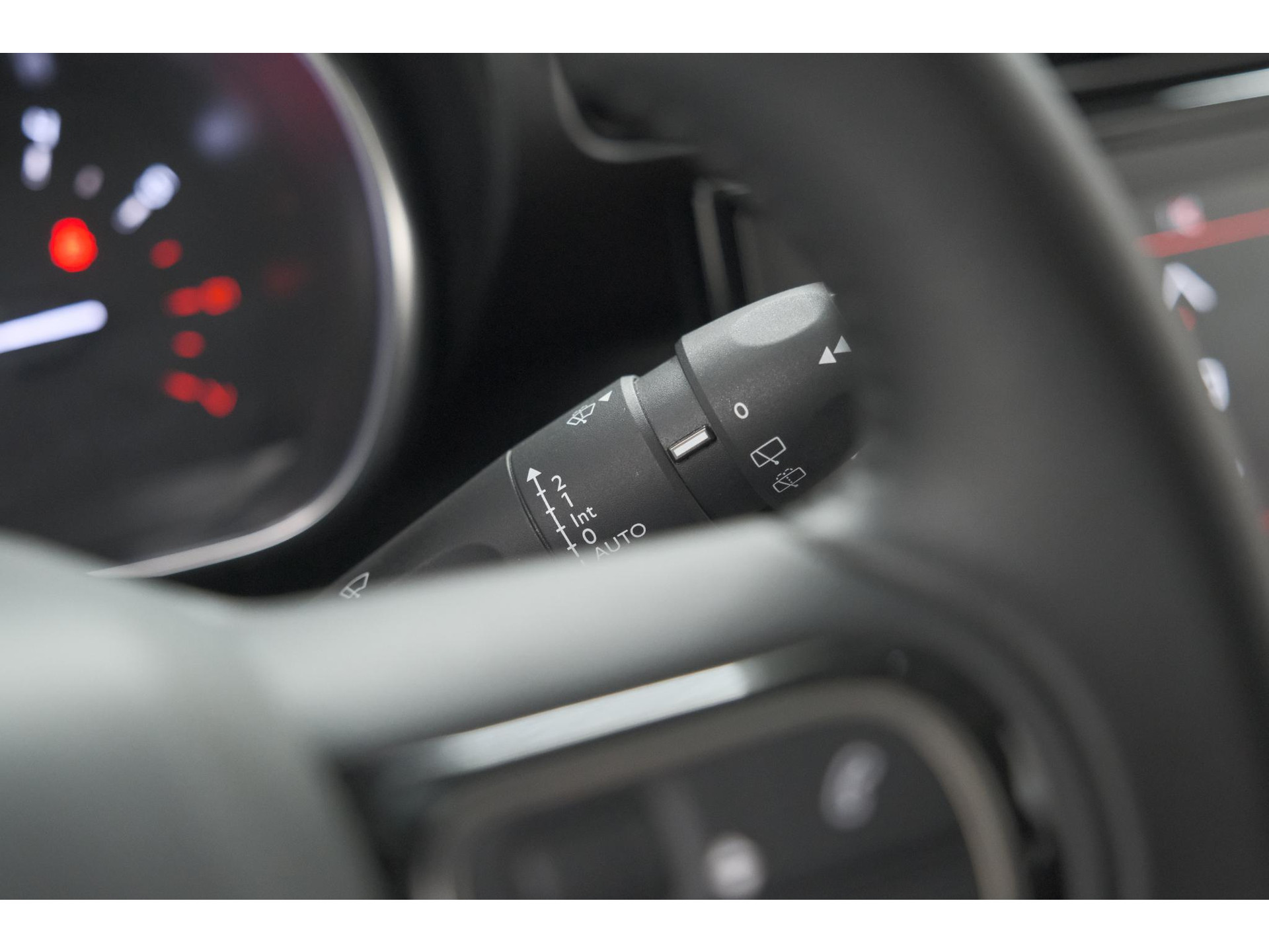 Citroen C3 Aircross PureTech 130 EAT6 Plus | Stoelverwarming | Apple Carplay | Parkeersensoren