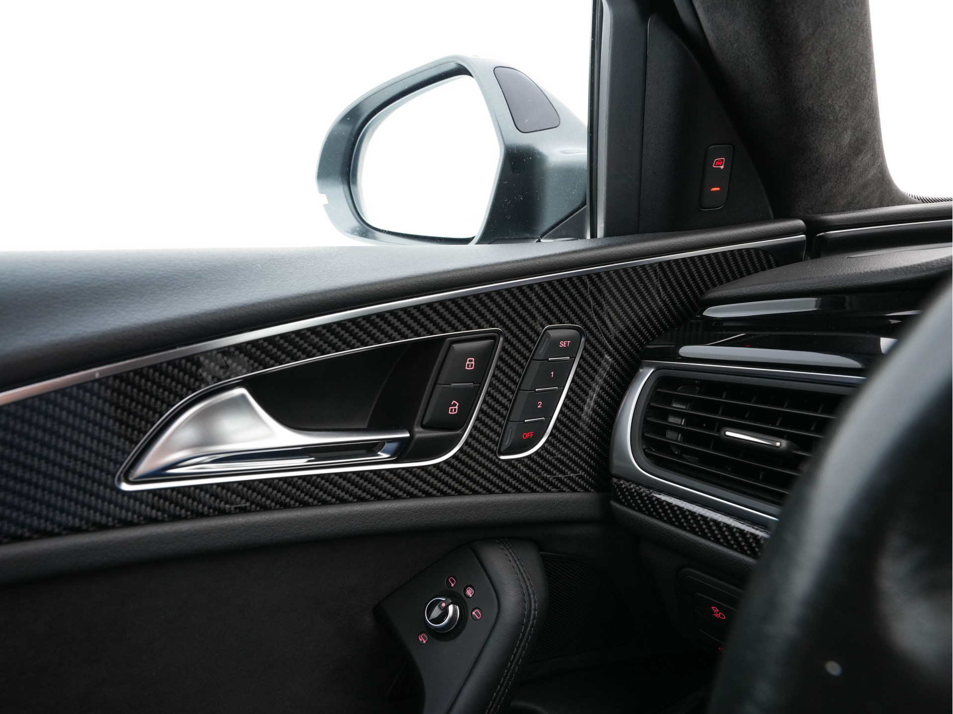 Audi RS6 4.0 TFSI RS6+ ABT ( 1of 50 produced world wide ) Aut. *Only-1-OWNER | CERAMIC-BRAKES | PANO | HEAD-UP | RS-SEATS | LUXURY-LEATHER | MATRIX-LED | ADAPTIVE-CRUISE | BLIND-SPOT | BOSE-SOUND | MEMORY-PACK | TOP-VIEW | KEYLESS | NAVI-FULLMAP | .